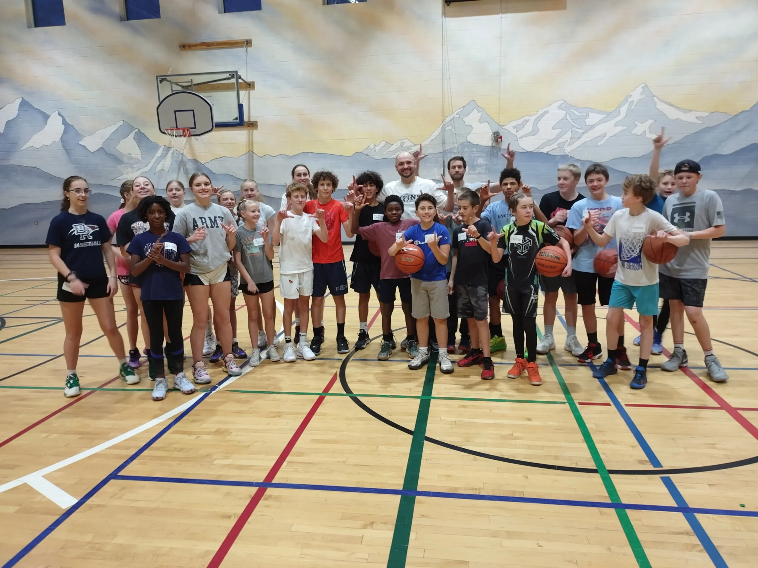 Lions led a youth basketball camp for a local church's middle school and high school kids. We led them in good skill work and proclaimed the Gospel of Jesus Christ. 