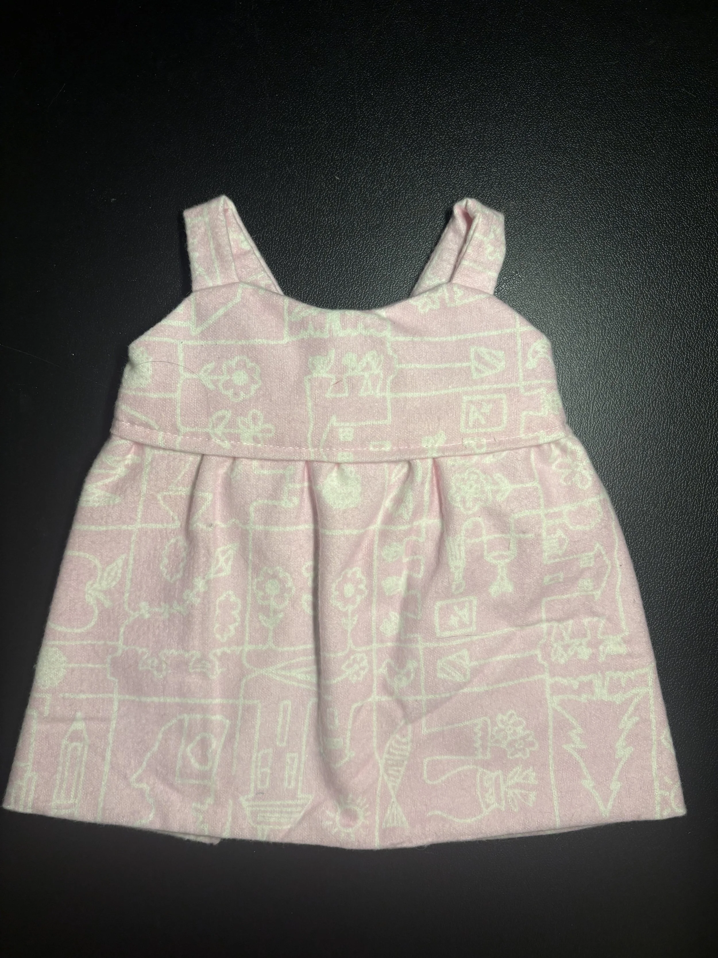 DPinkLineArtDress01 SKUDB004.jpg