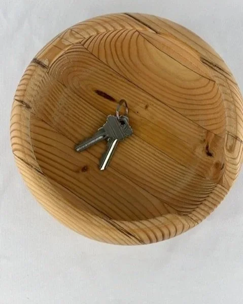 TB-thumb-bowl-pine-unique7.jpg