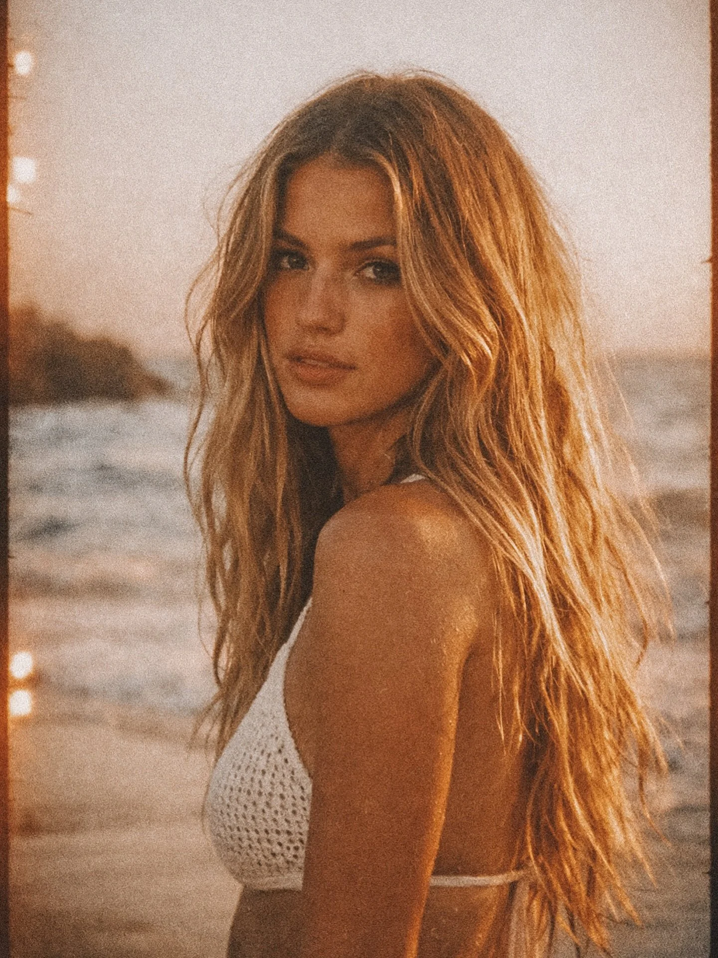 Hair that catches the light, defined by texture and ease.