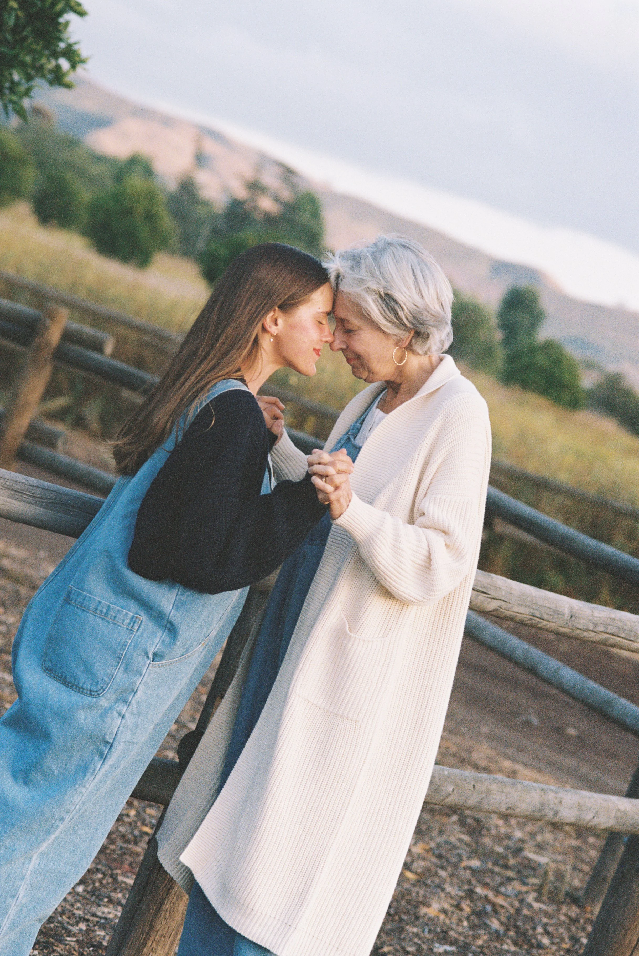 3010574-R1-035-16.JPG