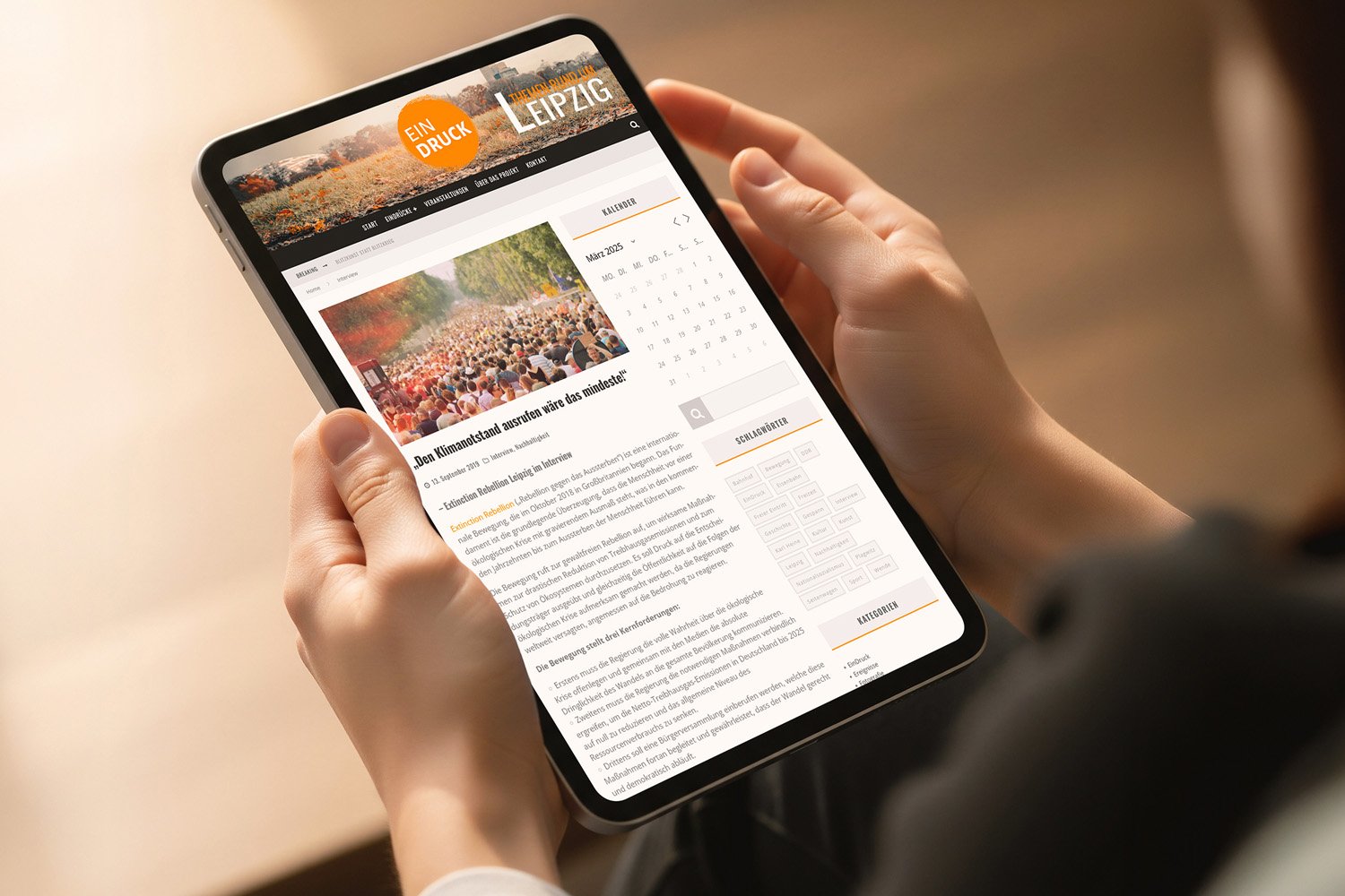 Person holding a smartphone displaying a news article about a large crowd at a rally or protest, with a headline in German, a photo, and a calendar for March 2025.