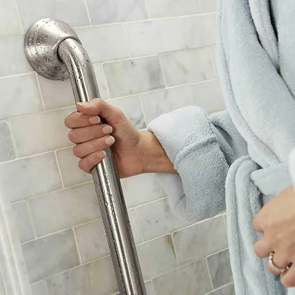1-grab-bar.webp