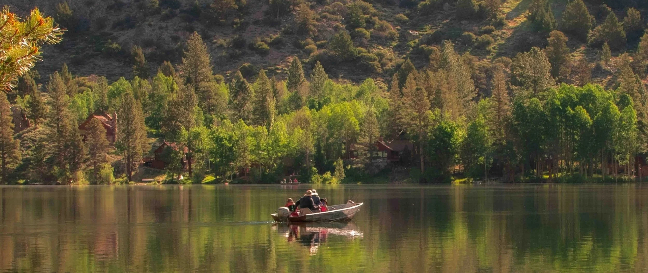 Eastern+Sierra+FishingEastern+Sierra+FishingBoat+ArtWebsize.jpg