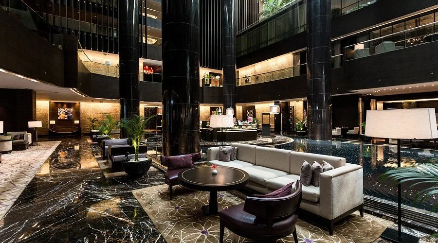 lobby--v17452003.jpg