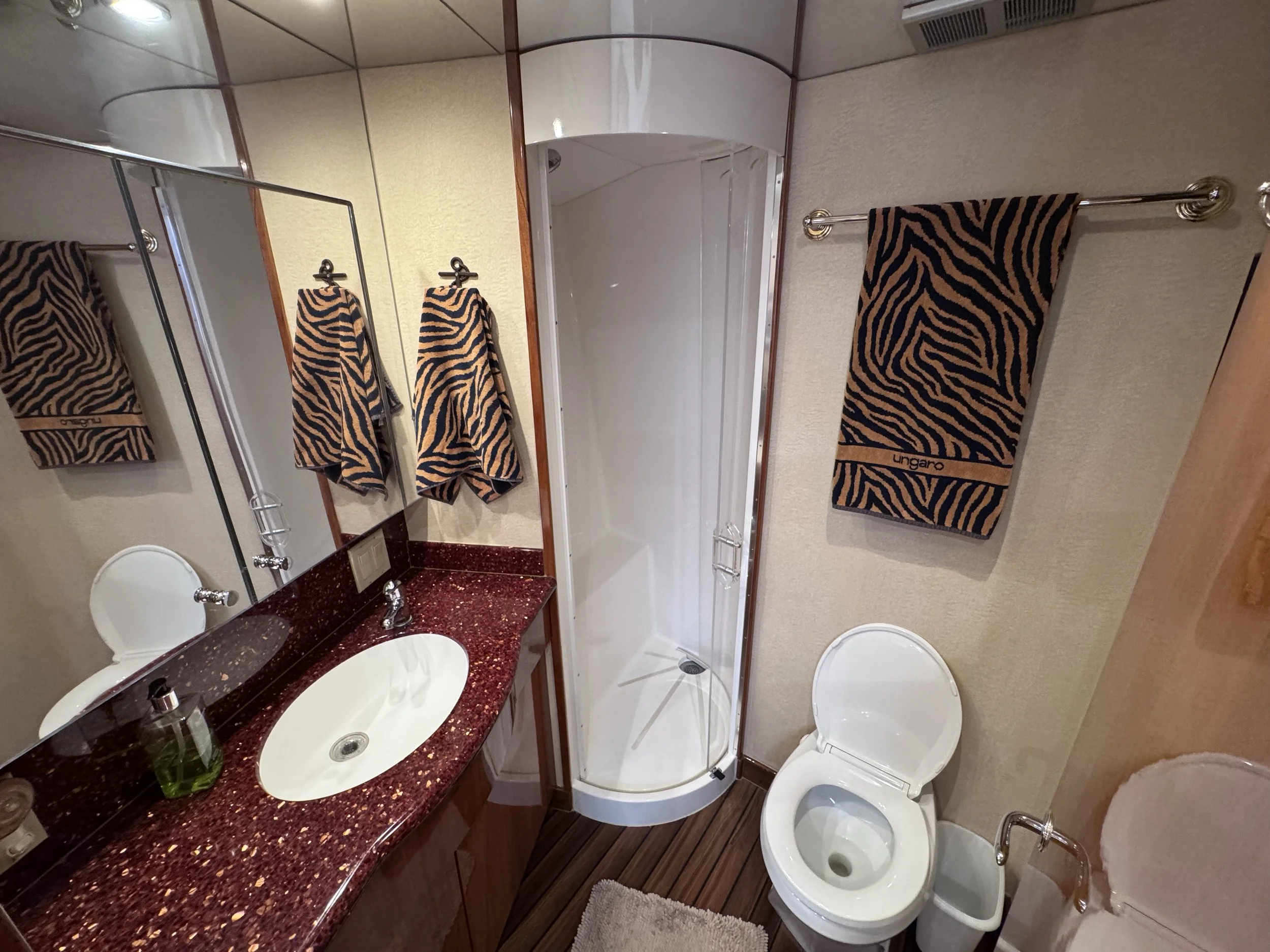 3E5DD933-482C-40EB-9AF9-B4C96177398C.JPG