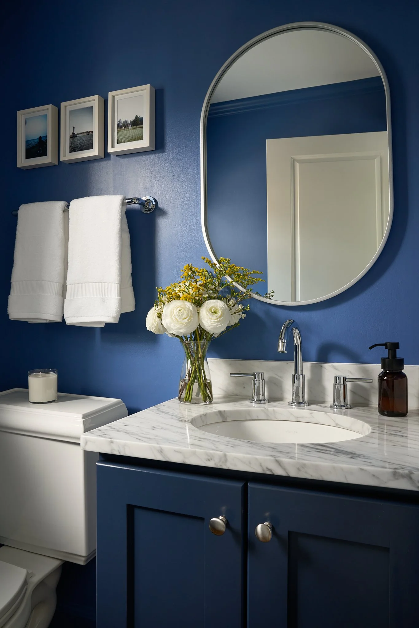 260718-BatterseaBlvd-Paula Marie-Powder Room-COMP.jpg