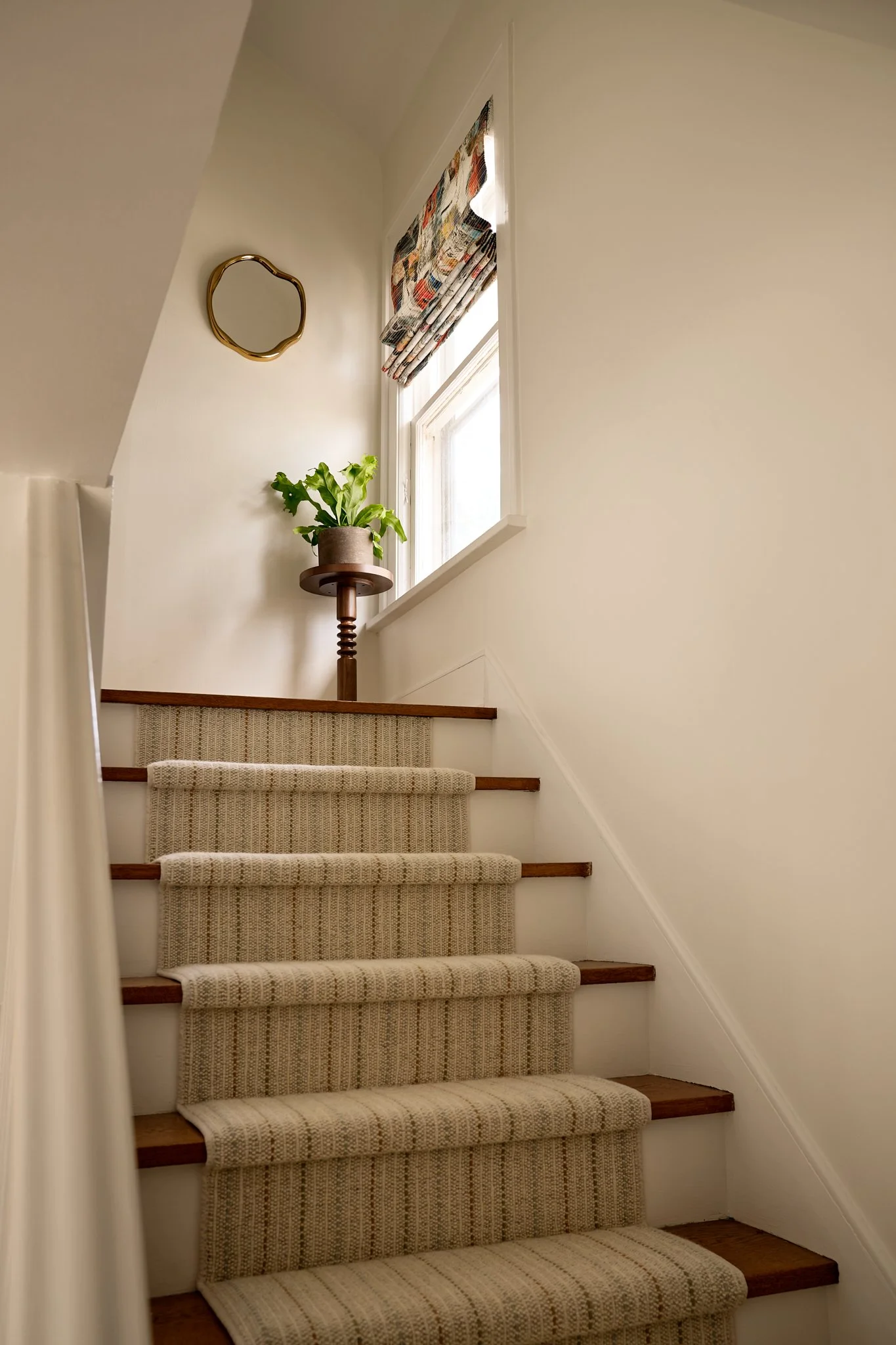 260718-BatterseaBlvd-Paula Marie-Stair case-COMP.jpg