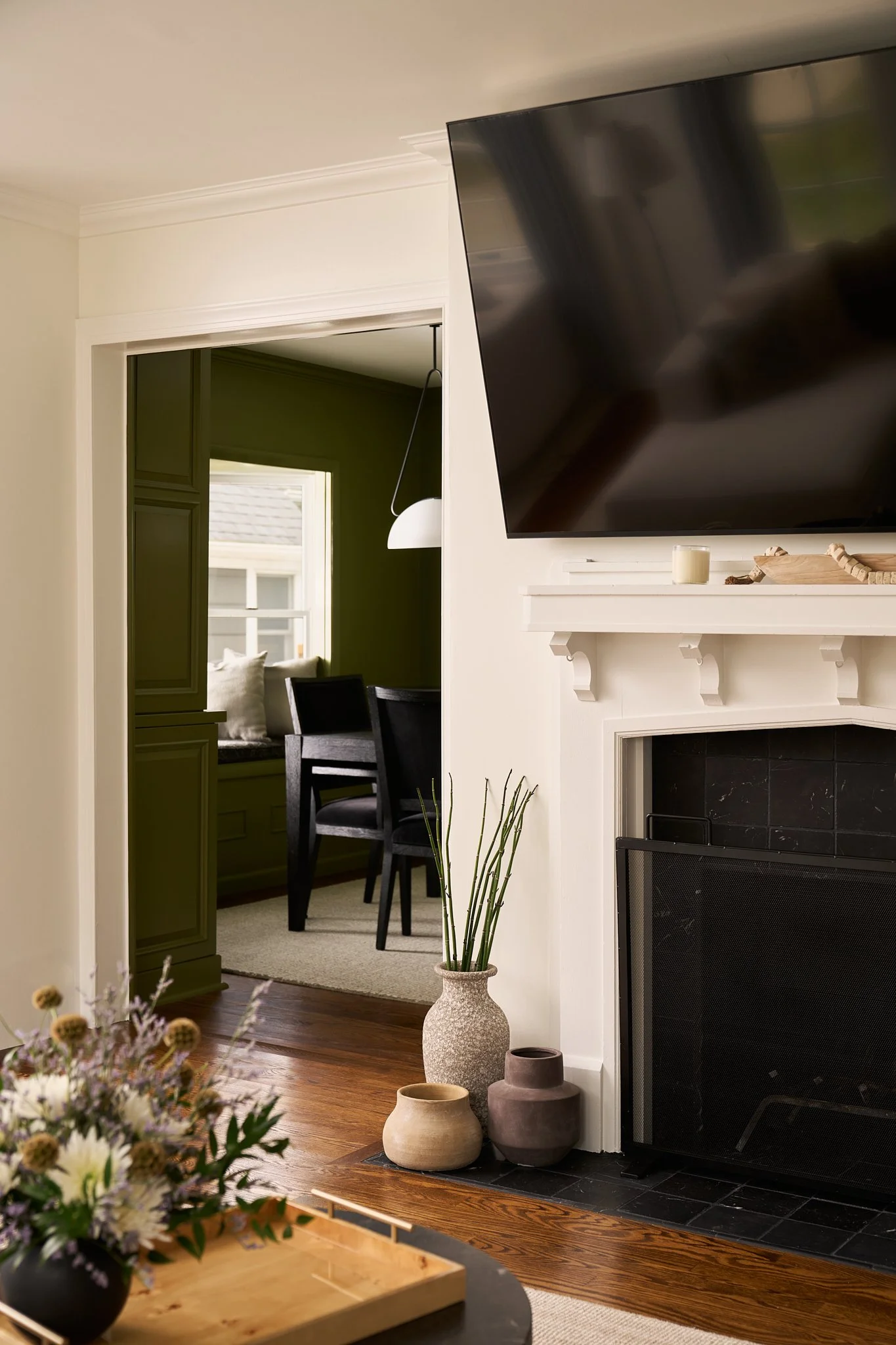 260718-BatterseaBlvd-Paula Marie-Living Room-V3-COMP.jpg