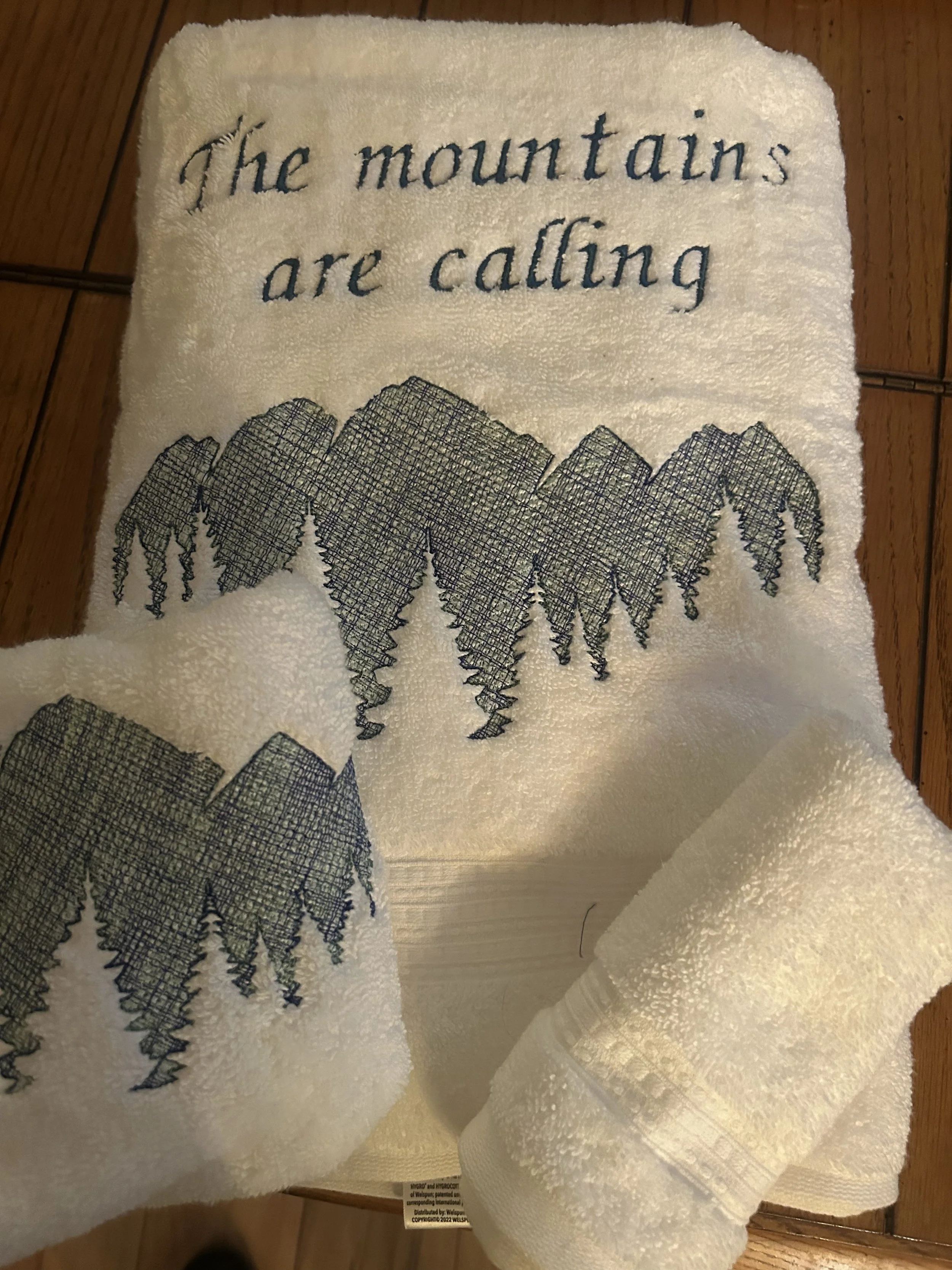 The Mountains Are Calling Bath Towel Set