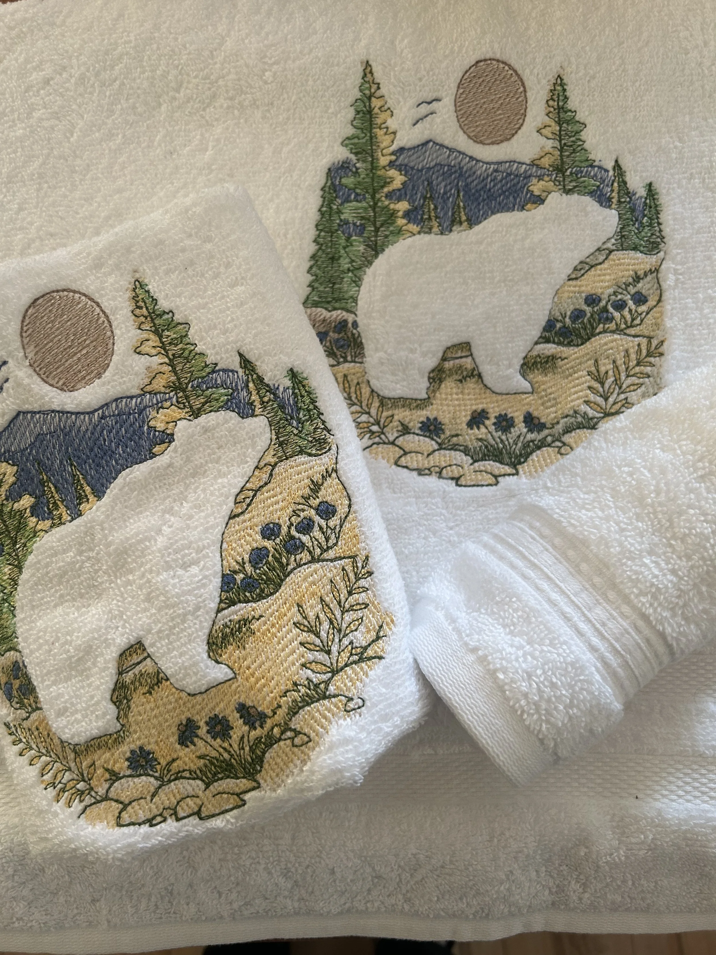 "Wilderness Spirit" Bear Silhouette Embroidered Towel Set