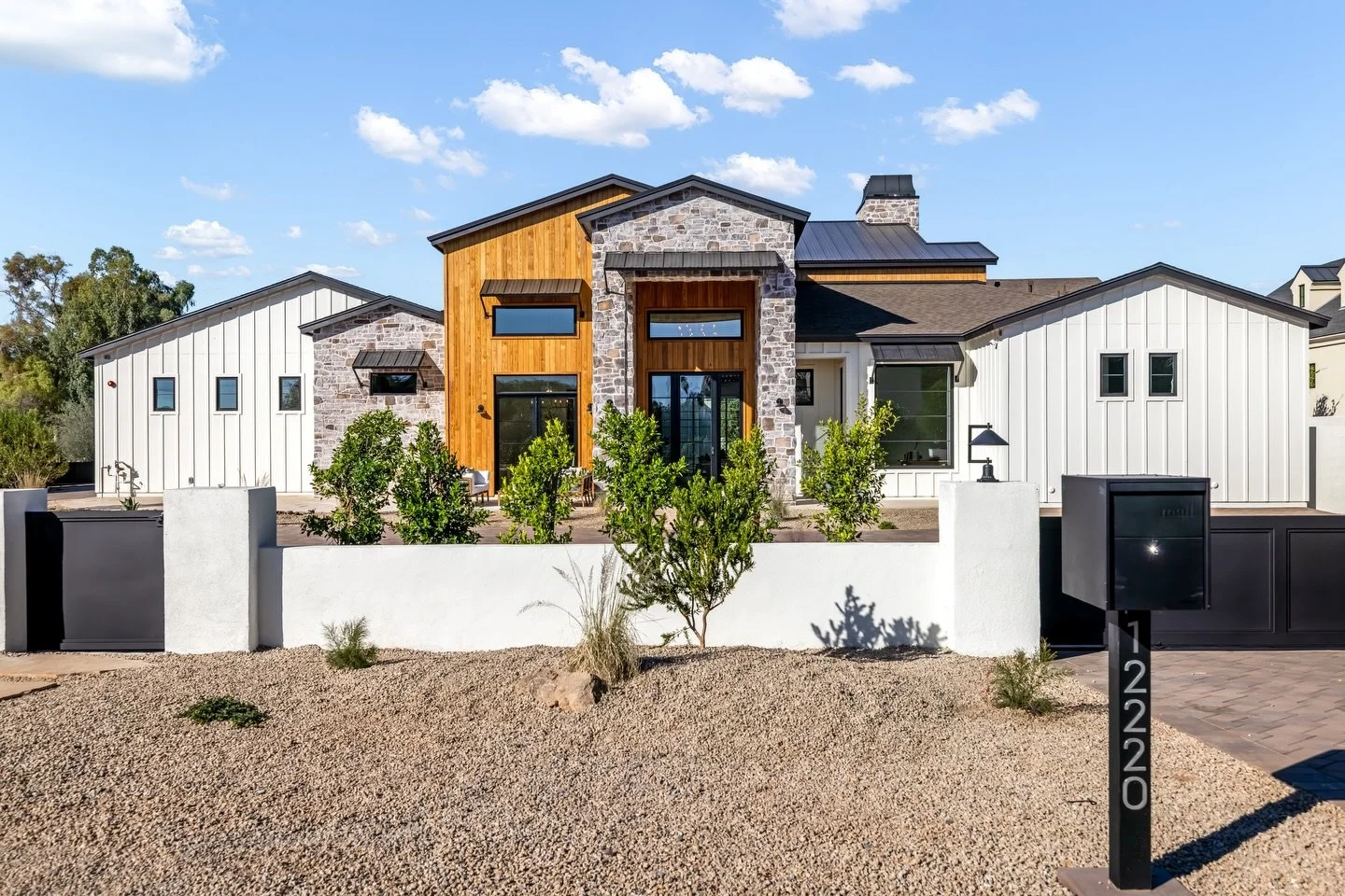 We still can&rsquo;t decide what the highlight of this designer home is, every space stands out #realestatephotography #arizonarealestate #arizonarealestatephotography #newhome #arizonarealtor #realestatemarketing #phoenixrealestatephotography #reale