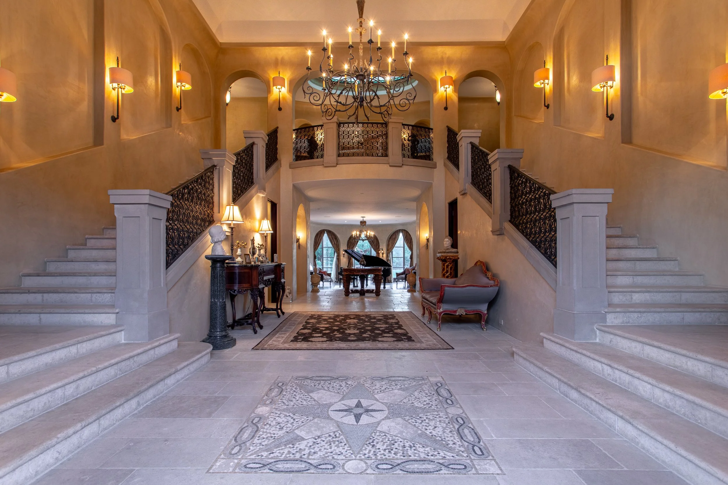 Entrance 2.jpg
