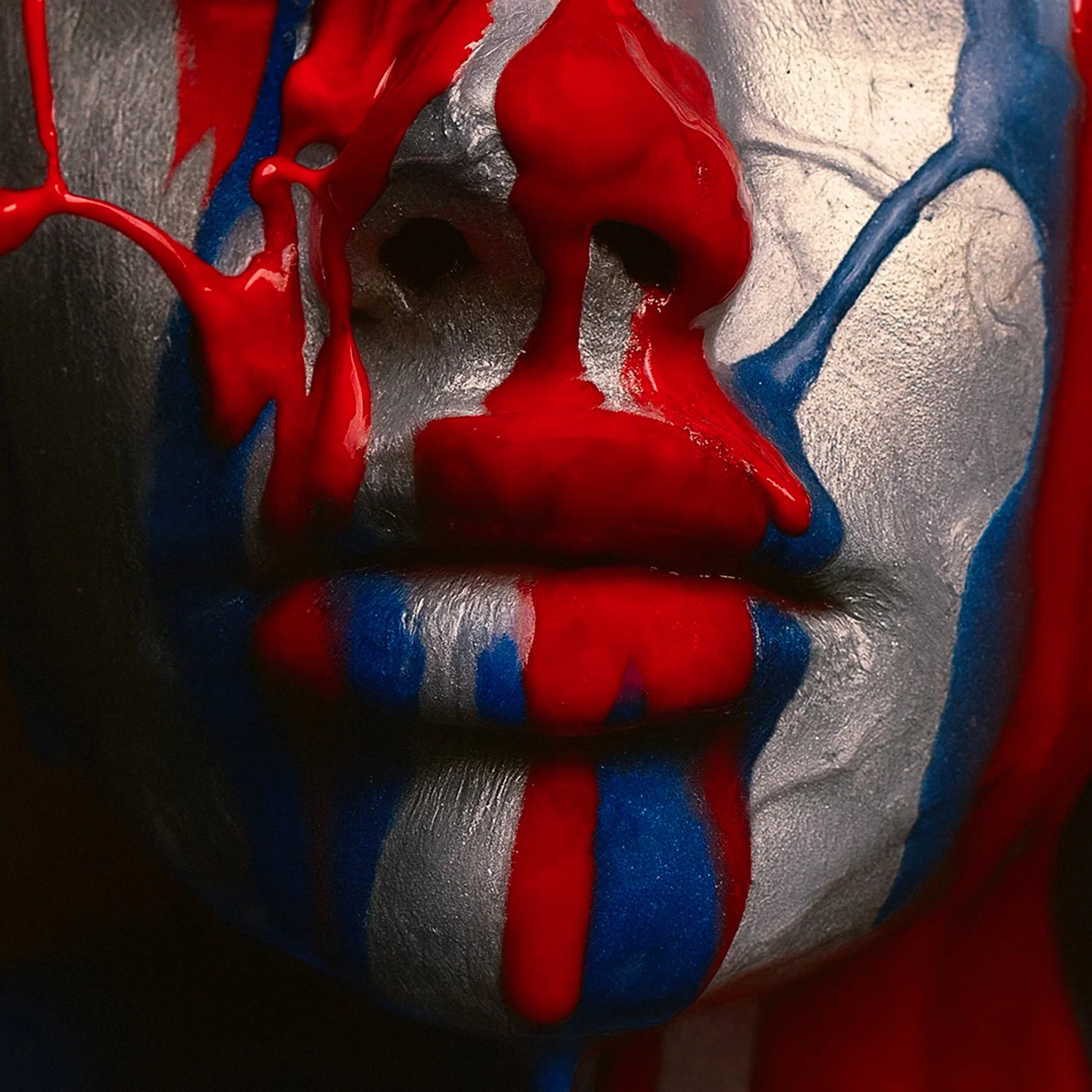 Red Lips Silver Lips