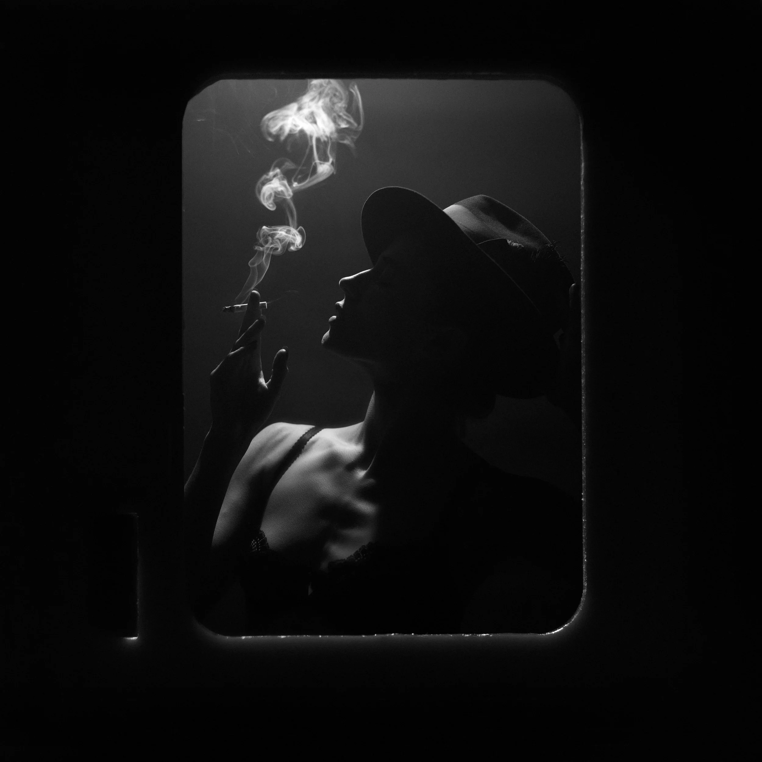 Tu Smoking on the Train