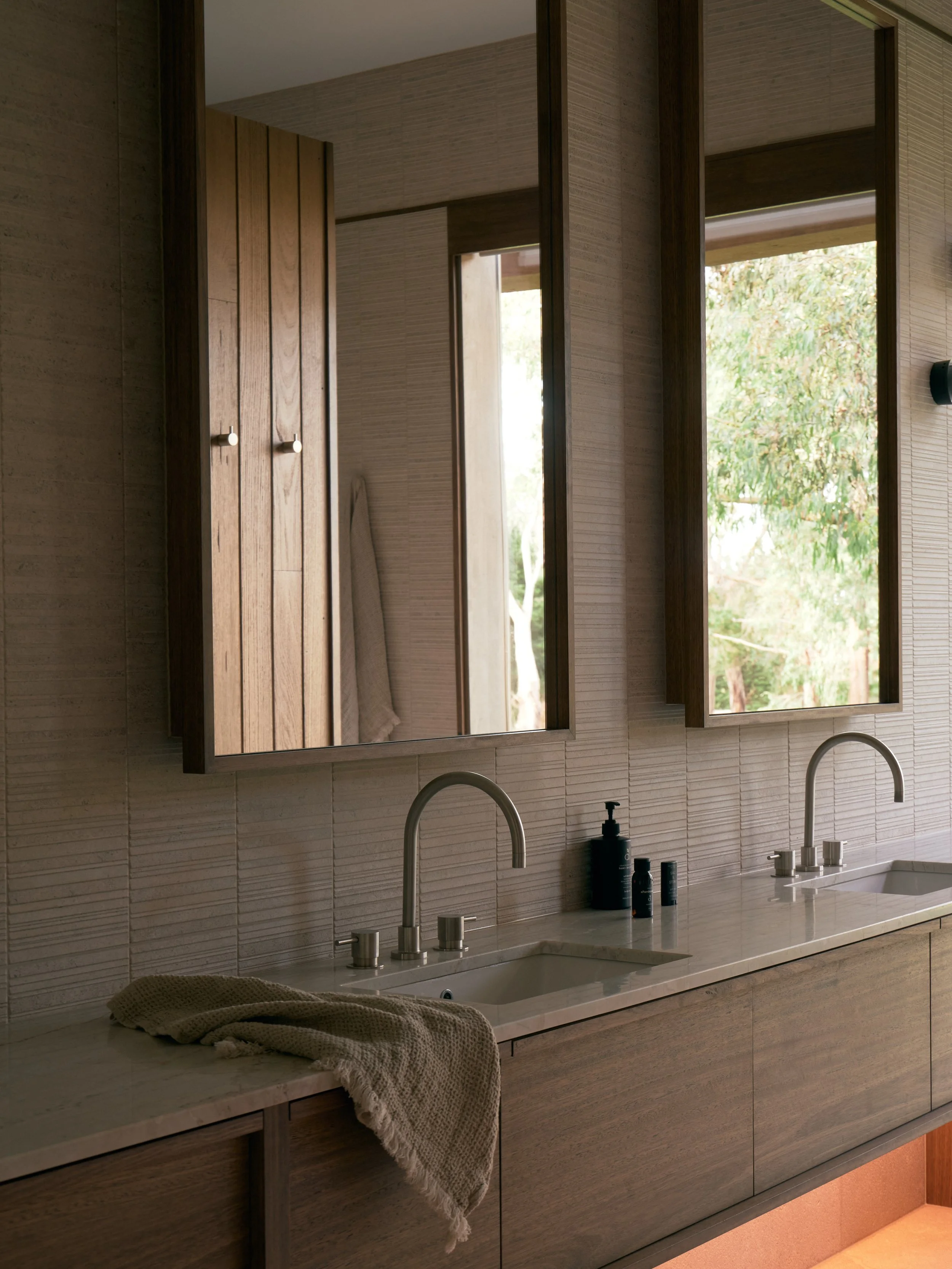 WebRes_Smith_Wolveridge_Tucks_192 (1).jpg