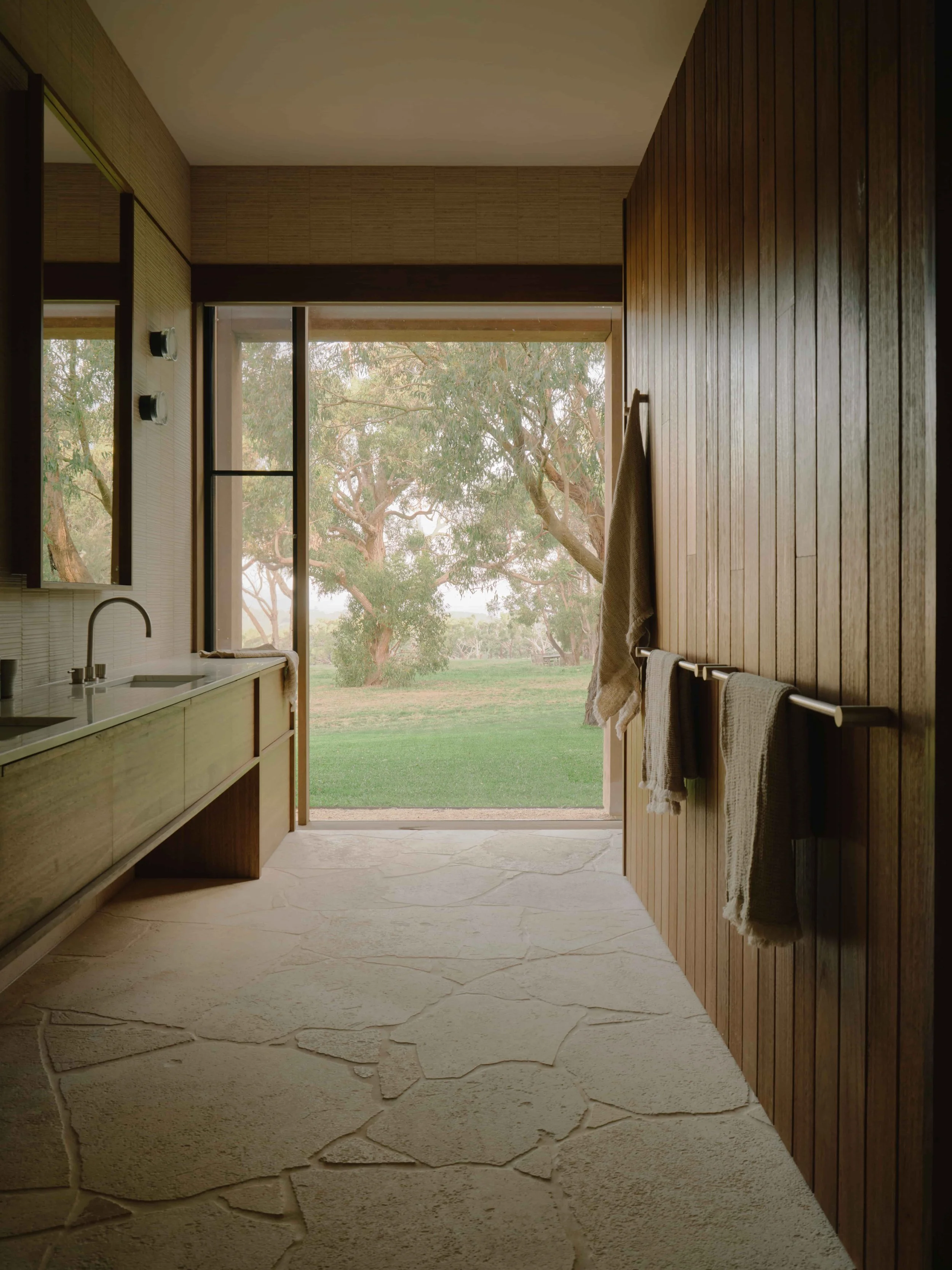 HiRes_Smith_Wolveridge_Tucks_270 (2).jpg