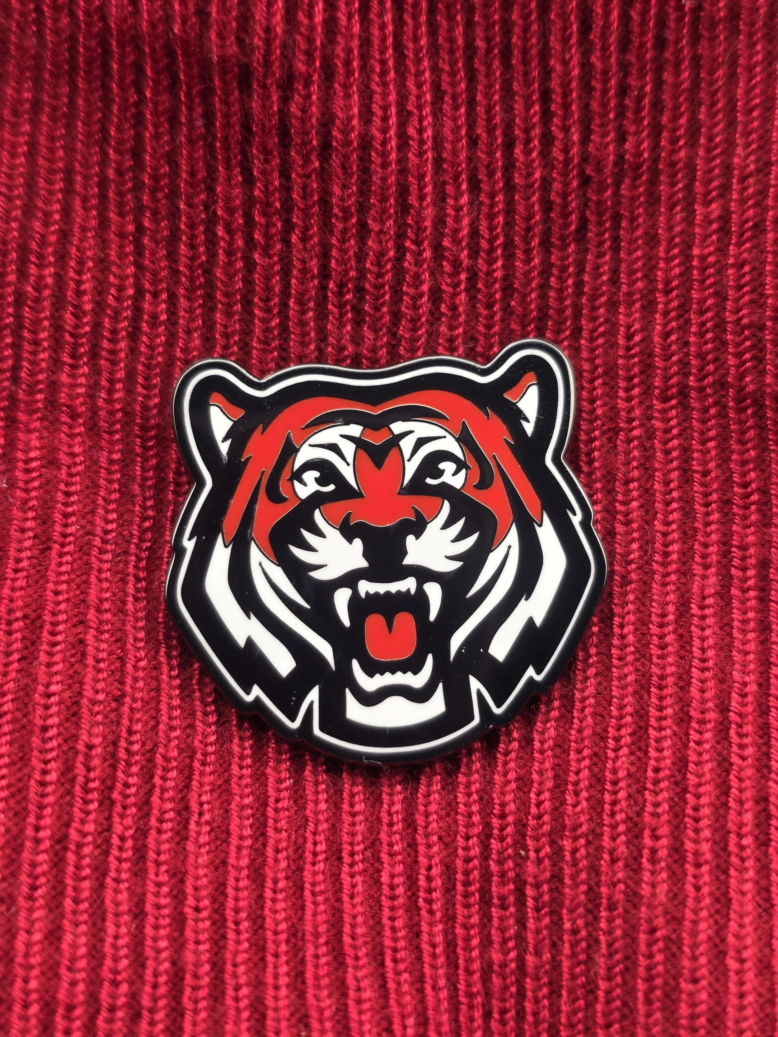 DHS Tigers Lapel Pin