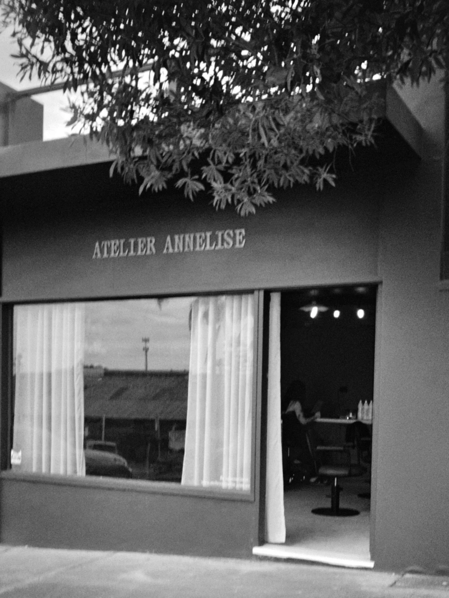 The atelier, captured by my girl @__alimachado 

An oasis where creativity and calm collide. 🖤