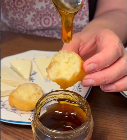 Petulla (Albanian Fried Bread)