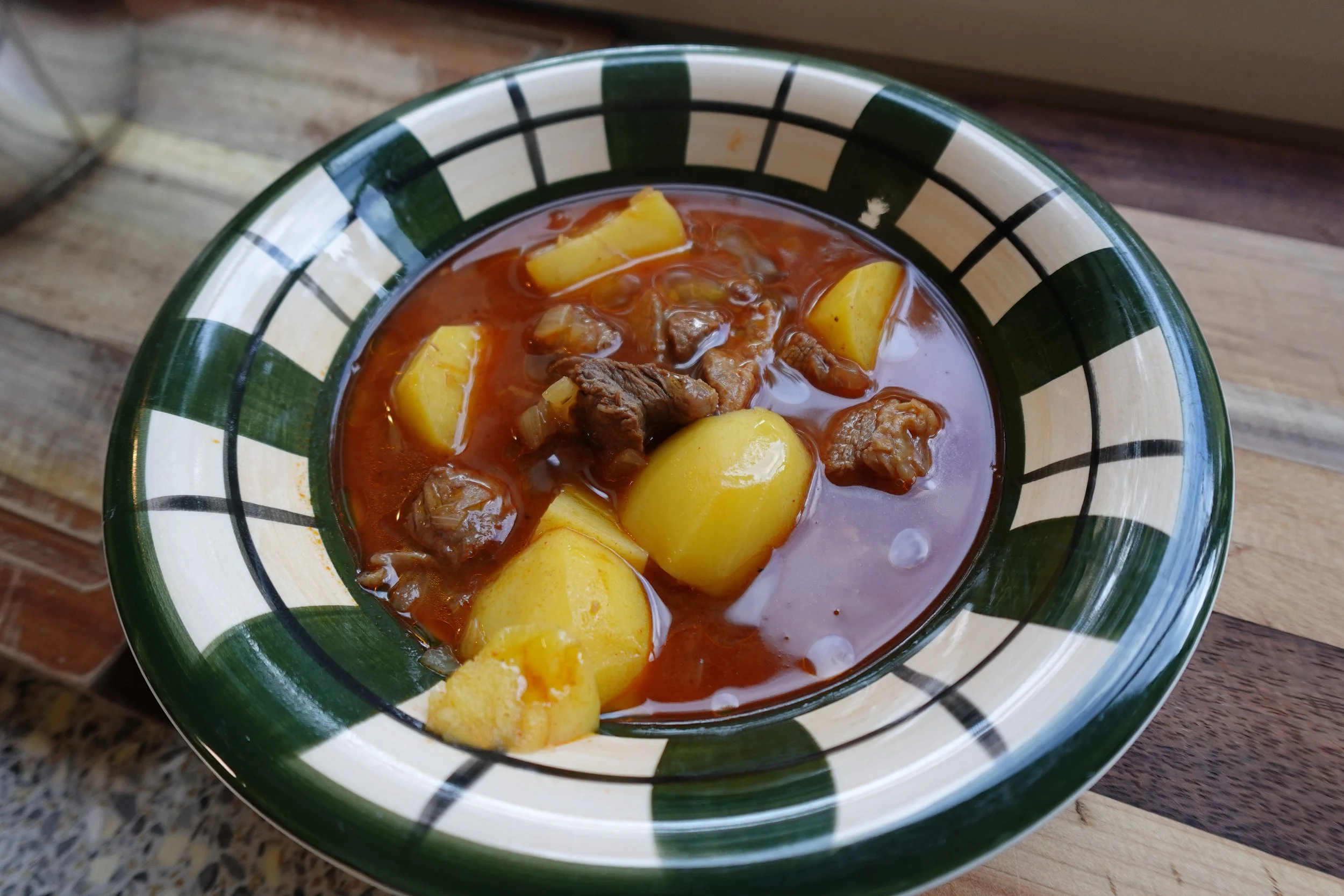 Gjellë me Patate (Albanian Beef and Potato Stew)