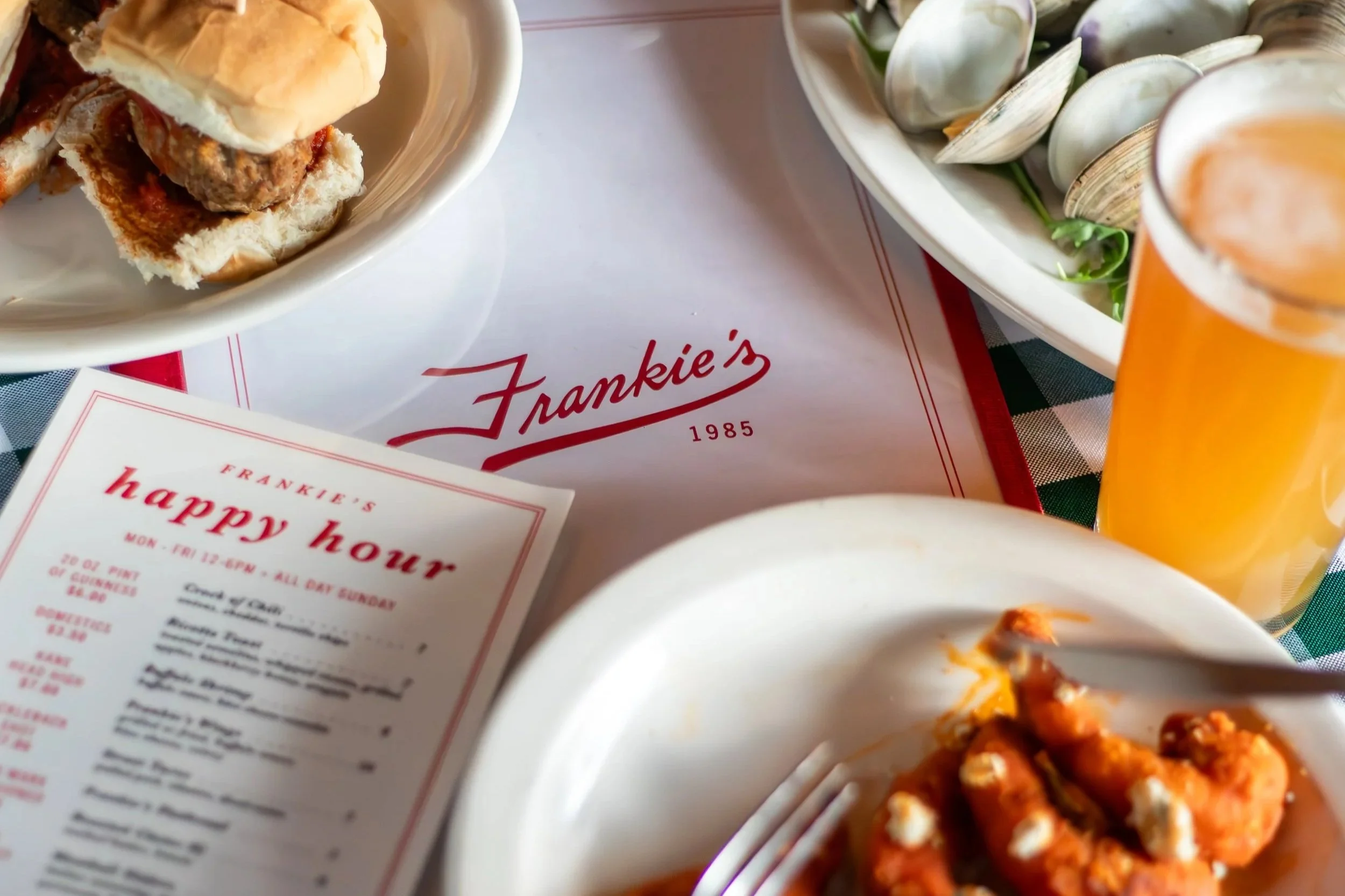 Frankie's Bar and Grille