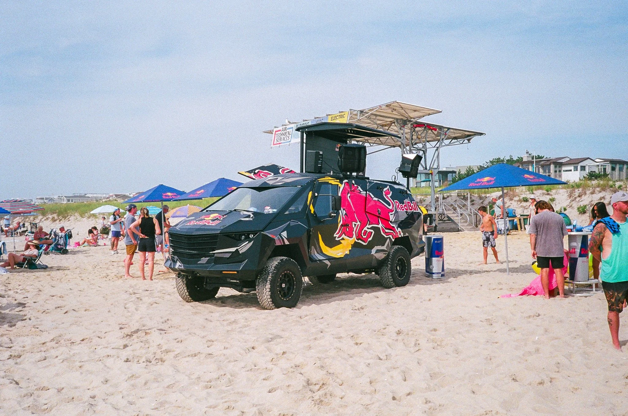 69720008.jpg