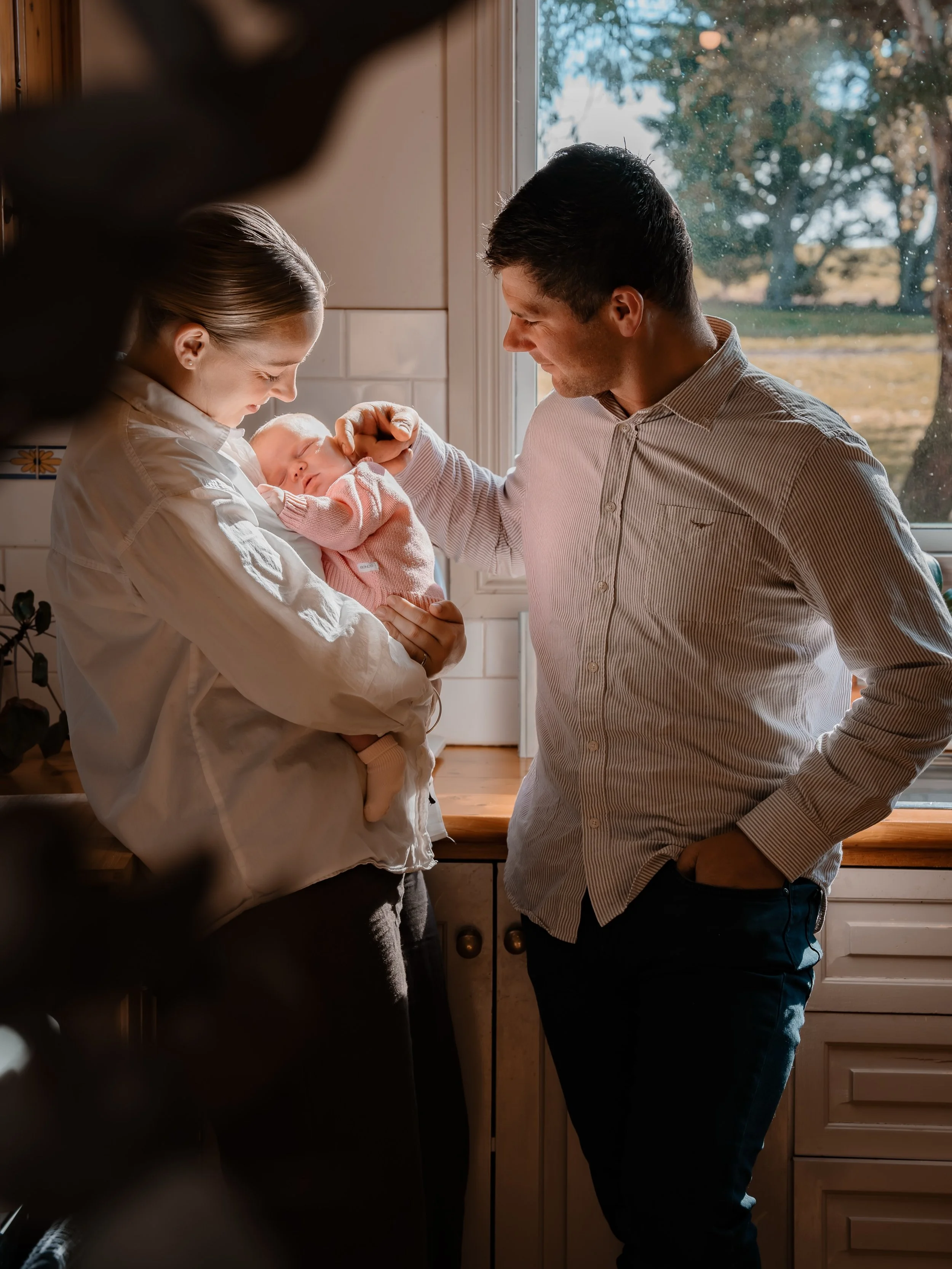 It was such an honour stepping into your world Mika &amp; Tom, especially during this tender season of newborn life. 

These newborns days deserve all the time and space needed for the true essence of your family &amp; motherhood to gently unfold 🤎