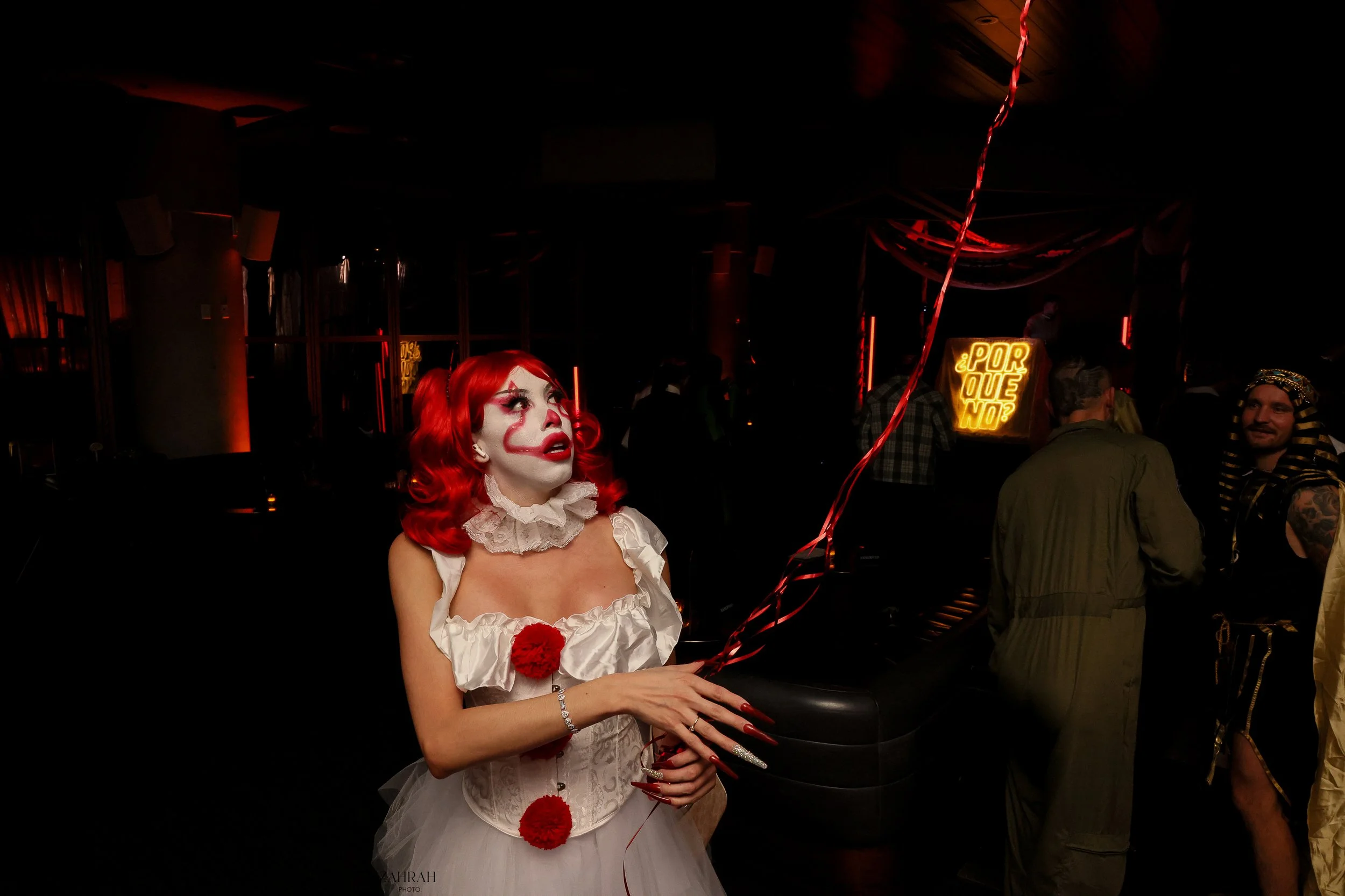 zahrah.photo-PorQueNo  halloween party vancouver 30 october 2025 party fiesta -5423.jpg
