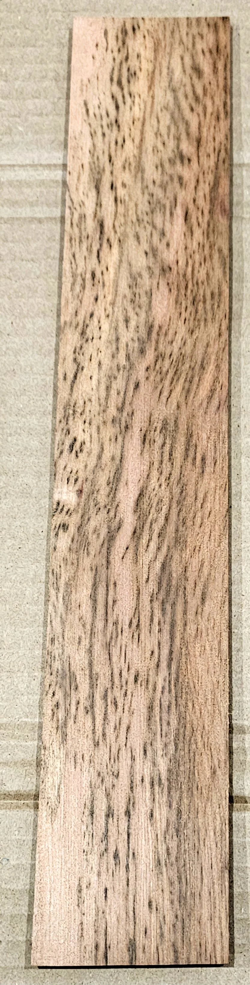 Tiger Myrtle soprano ukulele fretboard #03