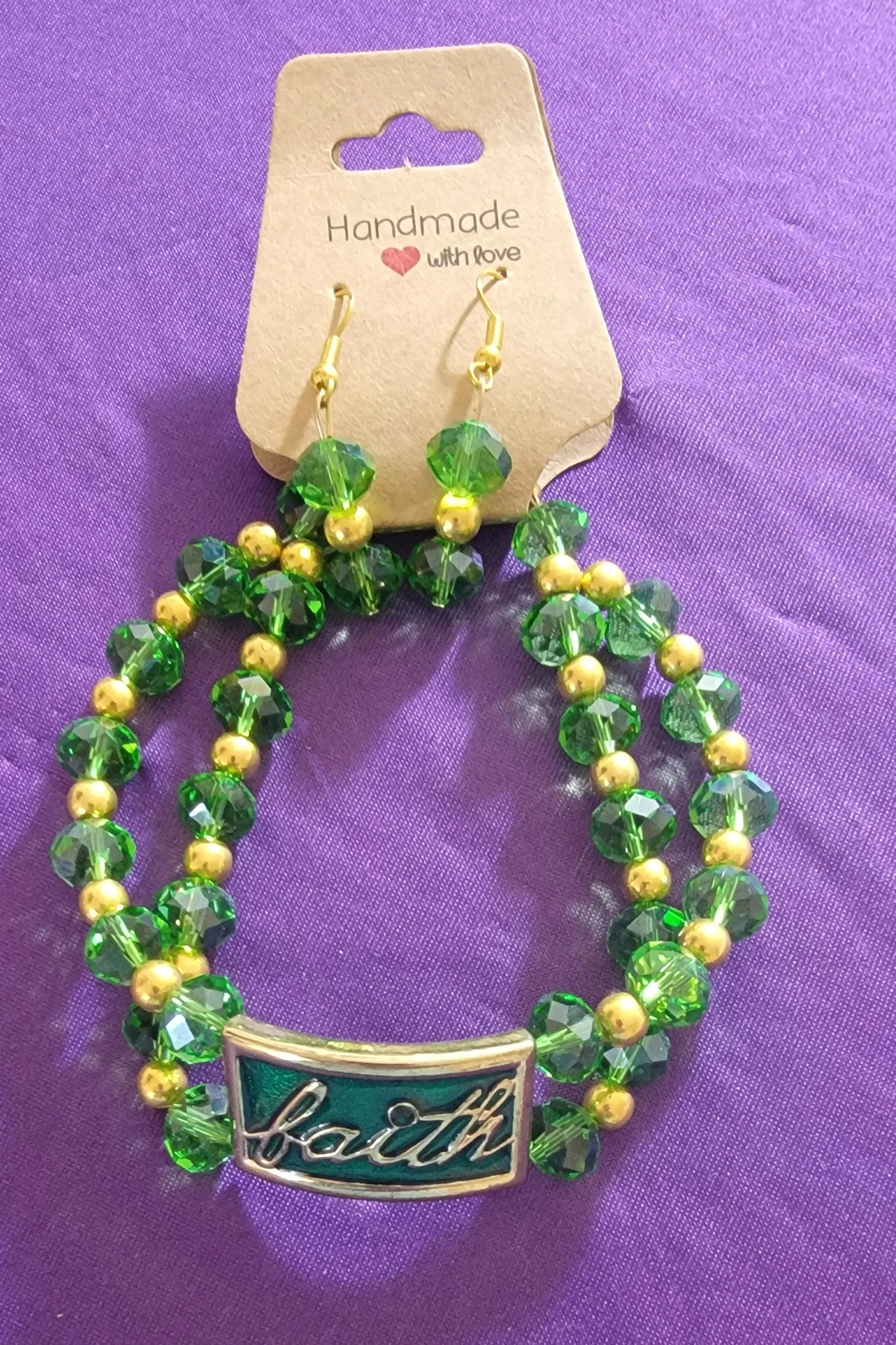 Emerald Green Gem Glass w/ Gold Wire Beaded and Faith Broach Bead Gold Clasp