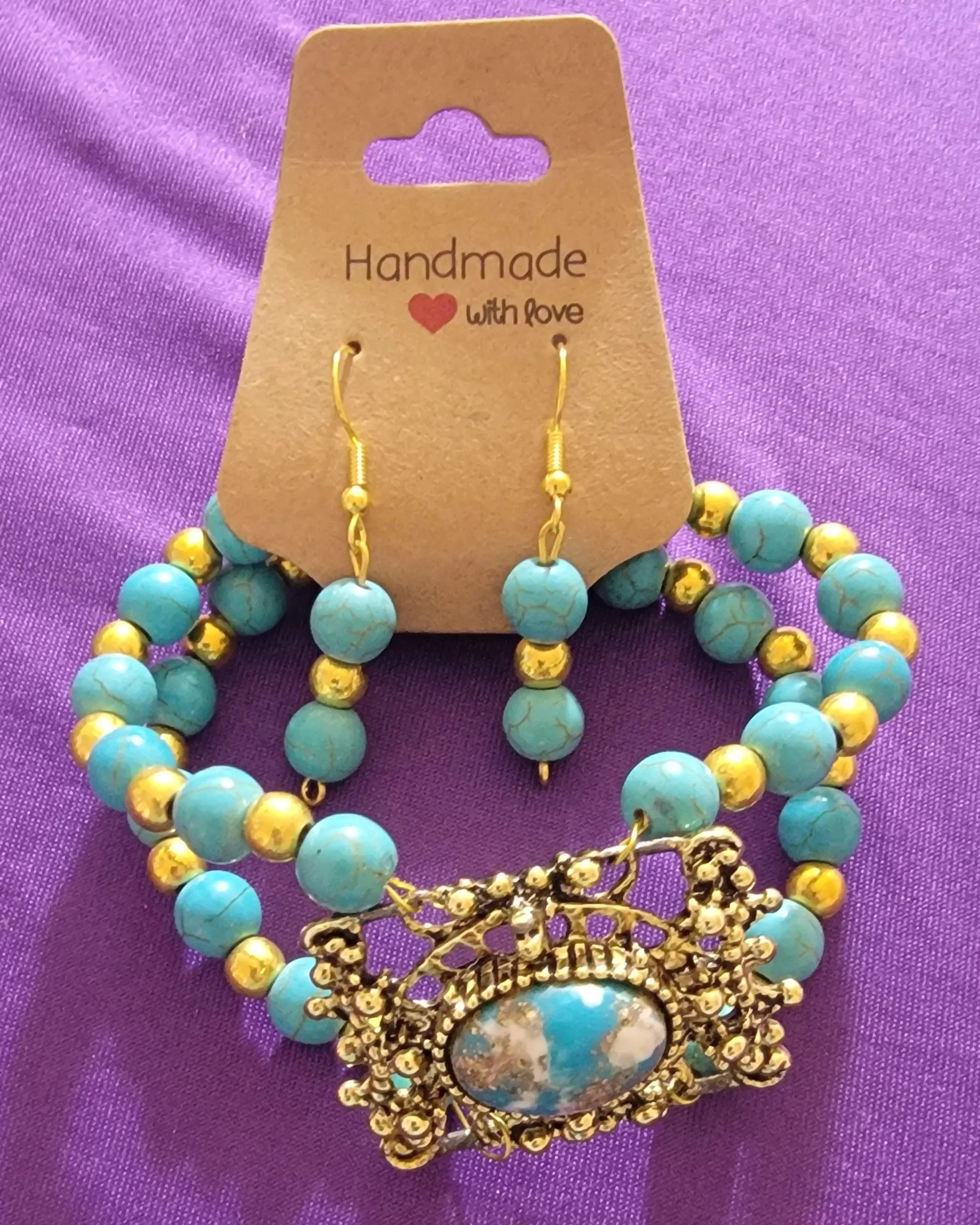 Turquoise and Gold Wire Beaded w/ Old Fashioned Gold Broach w/ Turquoise/Gold and White Bead Set