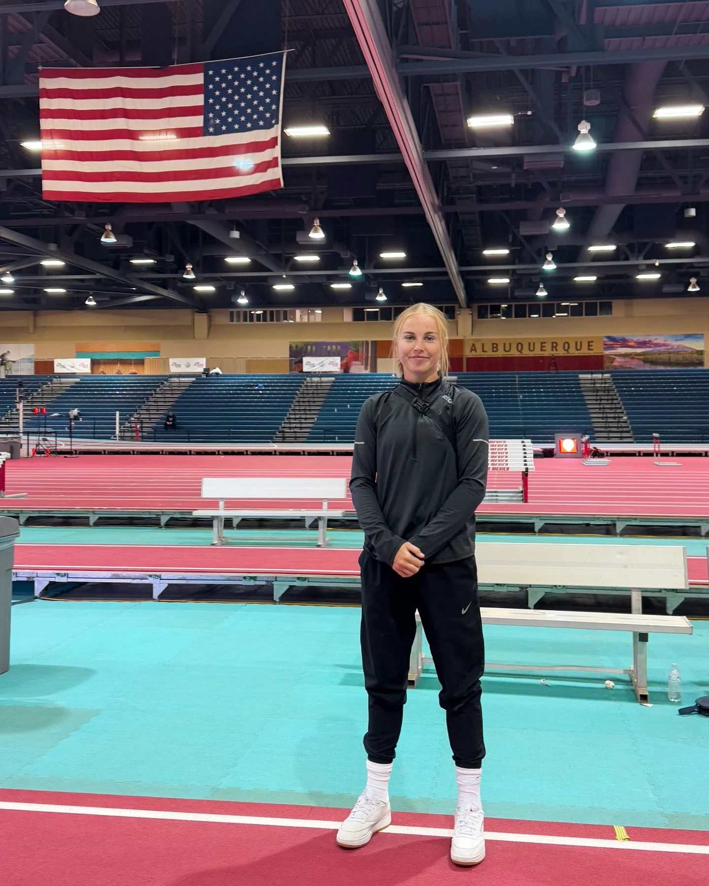 🇺🇸 Pole Vault Trip

Competed at the Reno Pole Vault Summit &amp; Dr. Martin Luther King Indoor Meet in Albuquerque, New Mexico + training at USC, Cal Poly &amp; Berkeley campuses in between it all ✅
 
One hell of a time travelling and training with