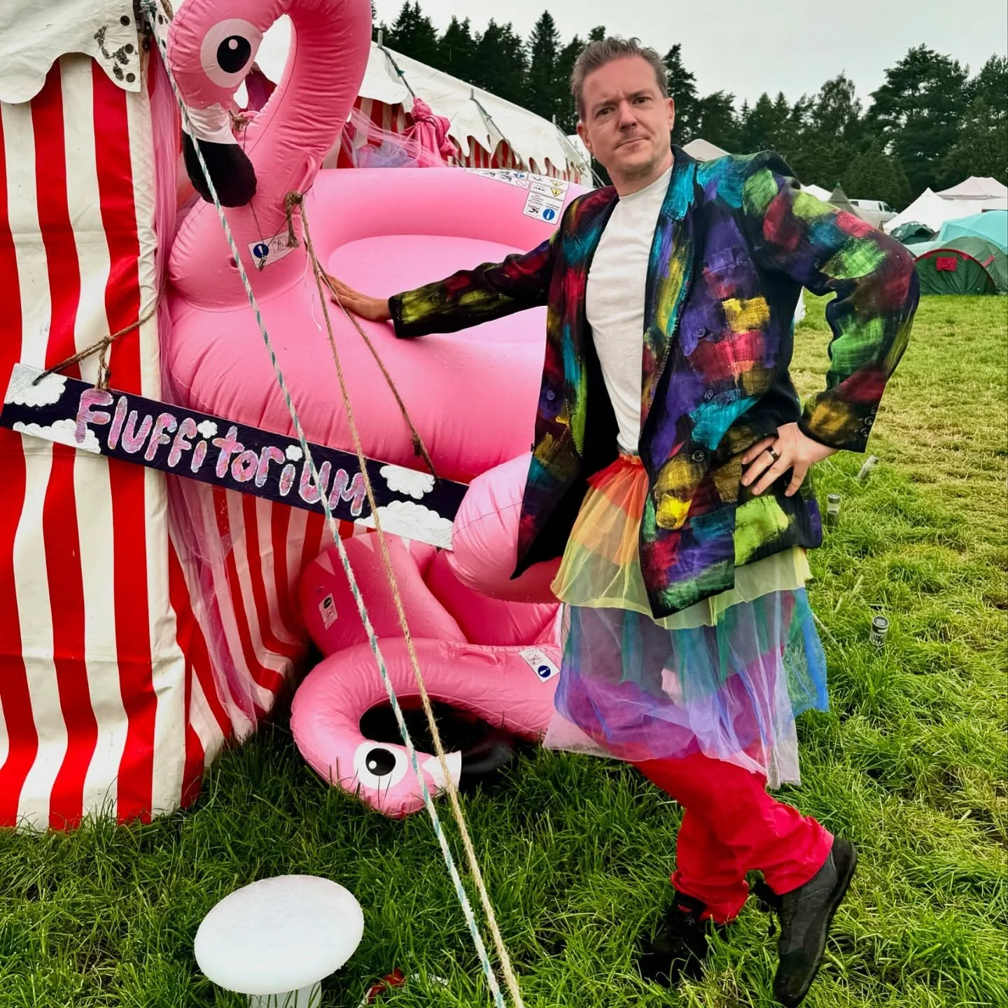 Olipahan hein&auml;kuu. Ja elokuun alku. Ja mit&auml; kaikkea onkaan tulossa ✨

Hein&auml;kuussa Ruotsissa viikon kest&auml;nyt Burning Man tapahtuma The Borderland oli huikea. Se oli laajentavaa, vapauttavaa, merkityksellist&auml; ja rakkautta syven