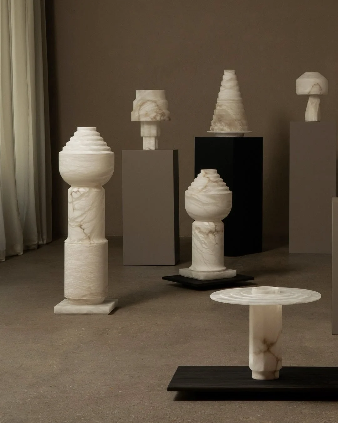 OBSCUR&AElig; alabaster collection &bull; PDW 25 &bull; 4/10 Sept. 25
43 rue Charlot - Paris 3rd &bull;
photo : @studio.brinth 
courtesy : @cor___studio 
.
.
#obscuraesam #alabaster #collectibledesign #functionalart #lamp #lighting @parisdesignweek