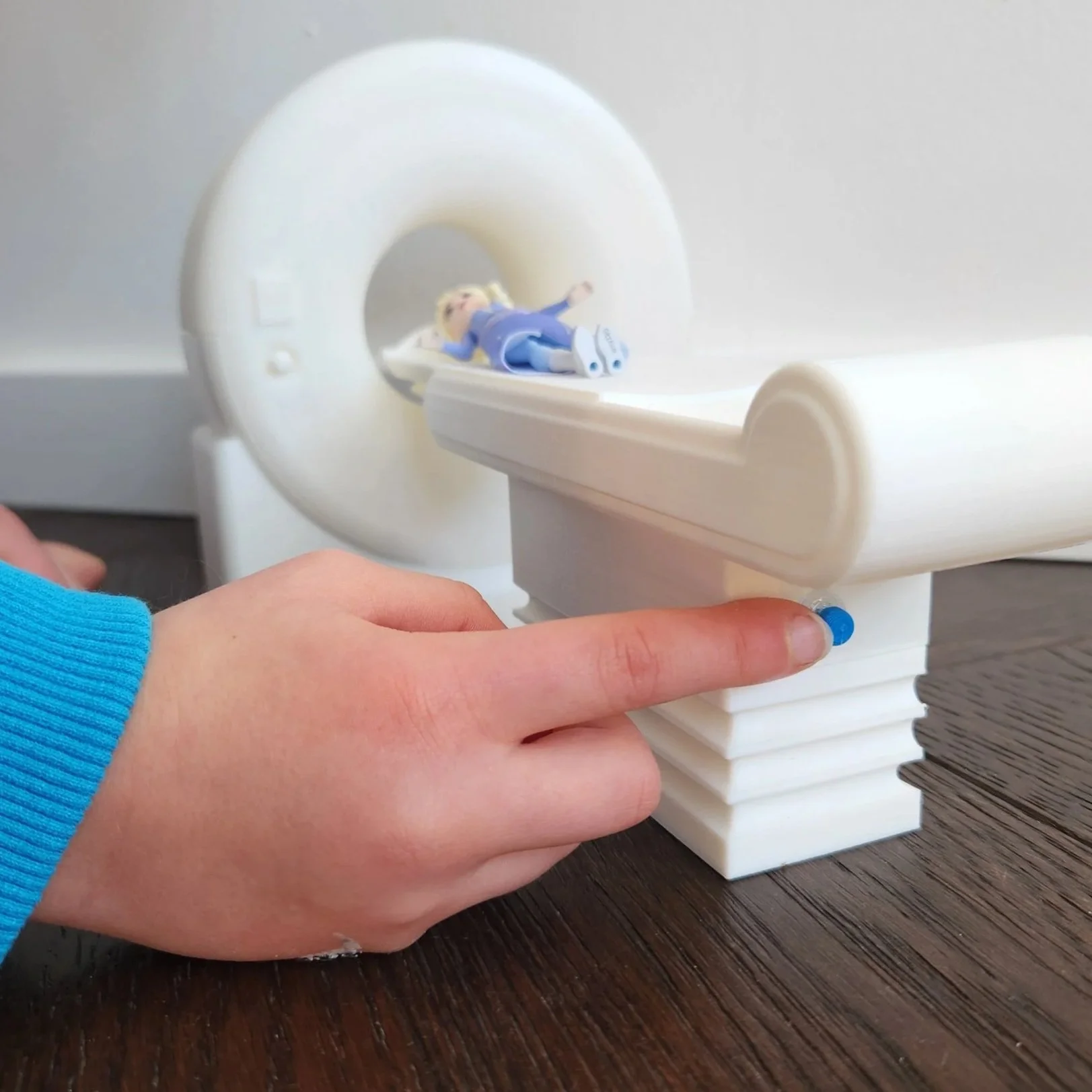 3D printed Medical Play Toy - MRI / CT Scanner