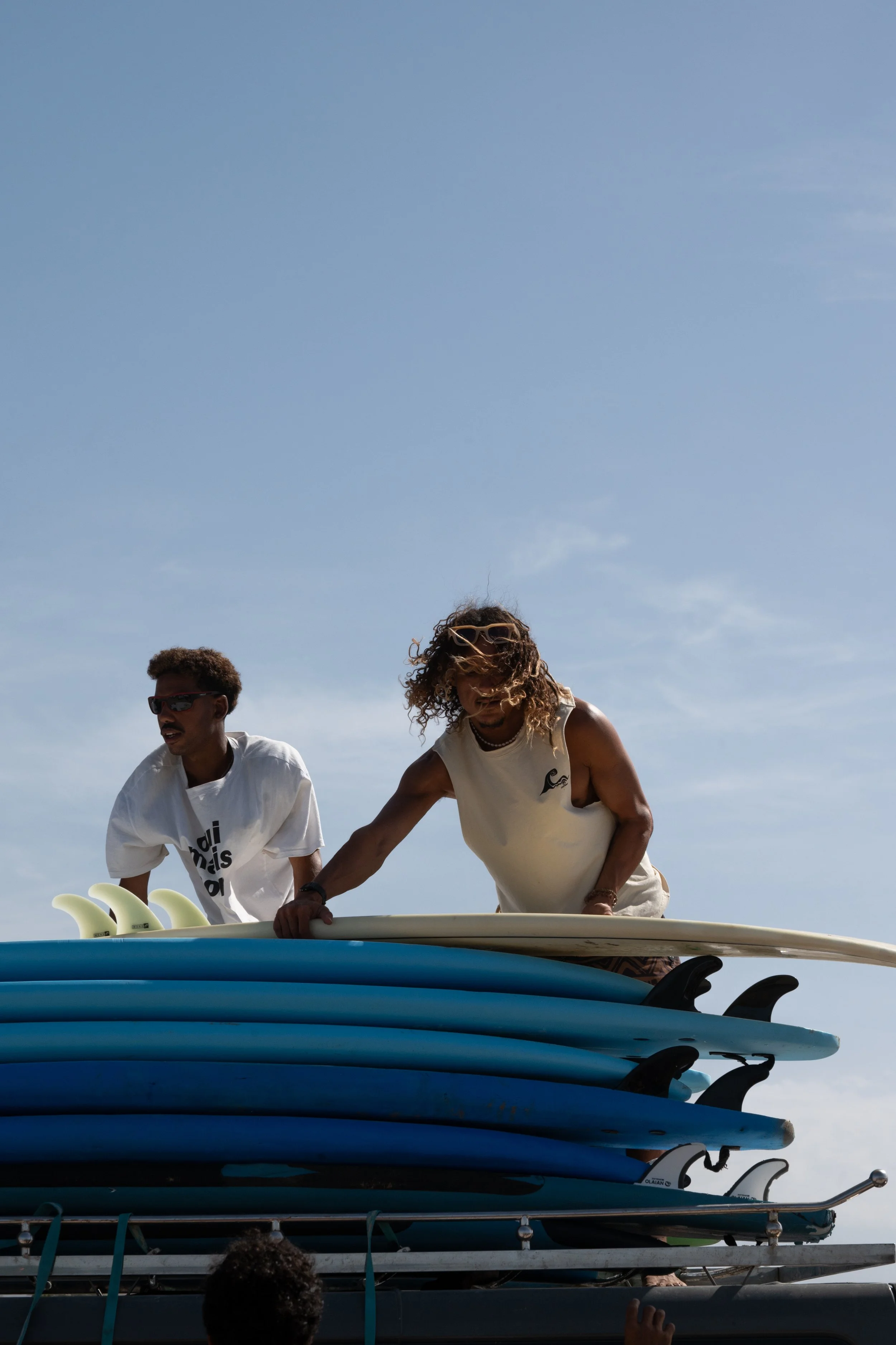 2610_Flow Travels Manzili Surf ©Charlotte Terres_Z06_8405_Original.jpg