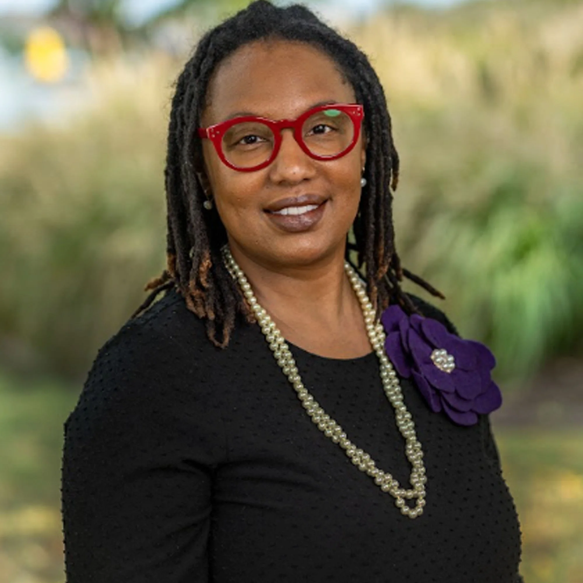 LISA MORGAN - COLLEGIATE CONNECTION: Supports collegiate sorors and helps them transition into alumnae membership.