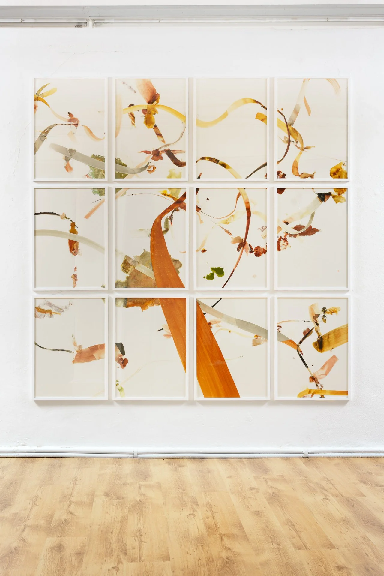 ausstellungsansicht-fragil-stabil-beatrice-richter-linz-am-rhein-serie-rcayp-25-01-web.jpg