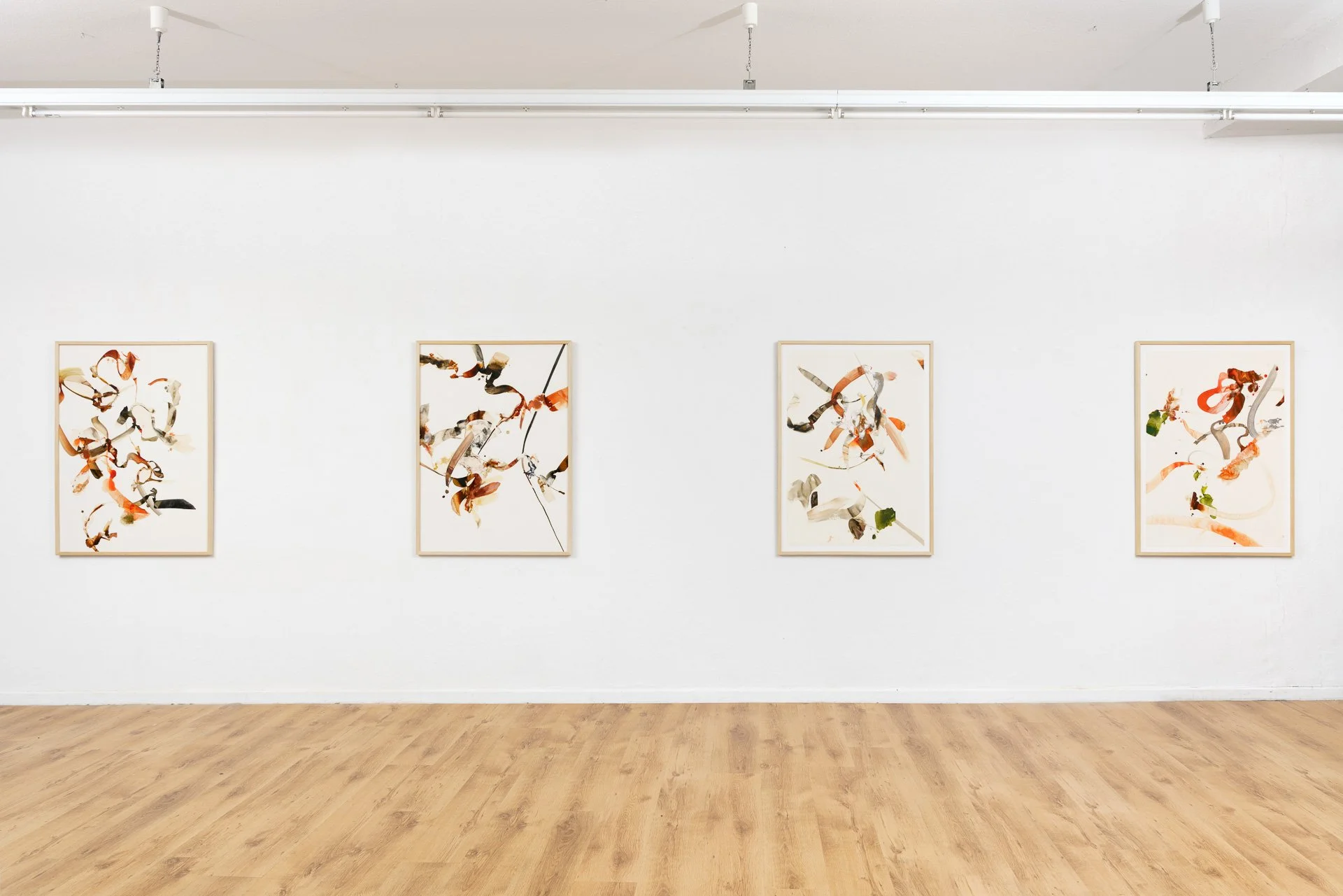 ausstellungsansicht-fragil-stabil-beatrice-richter-linz-am-rhein-serie-kyd70-100-web.jpg
