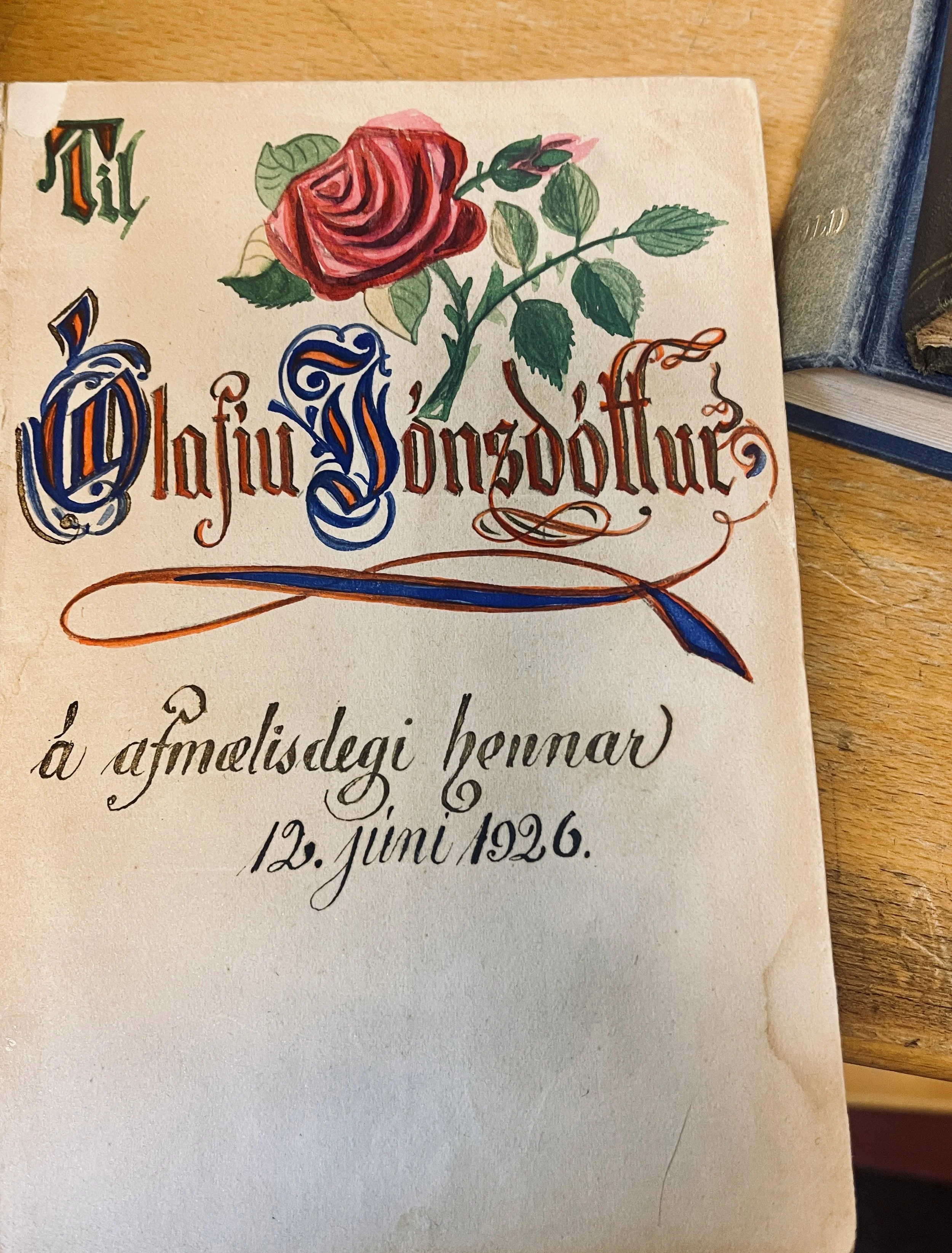 Hidden Stories between Pages