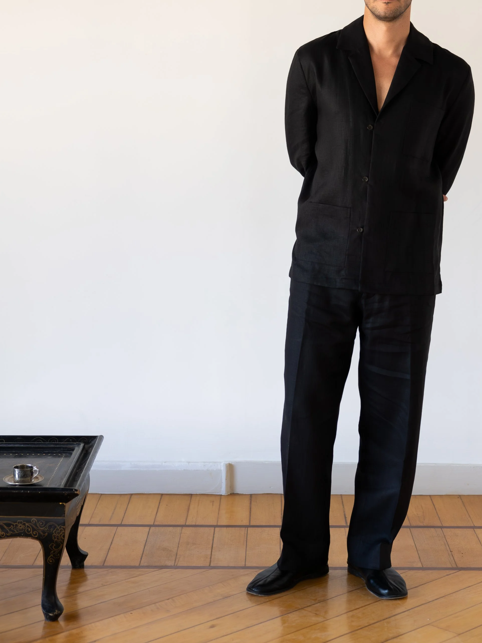 takm mazbūt: Black Trousers