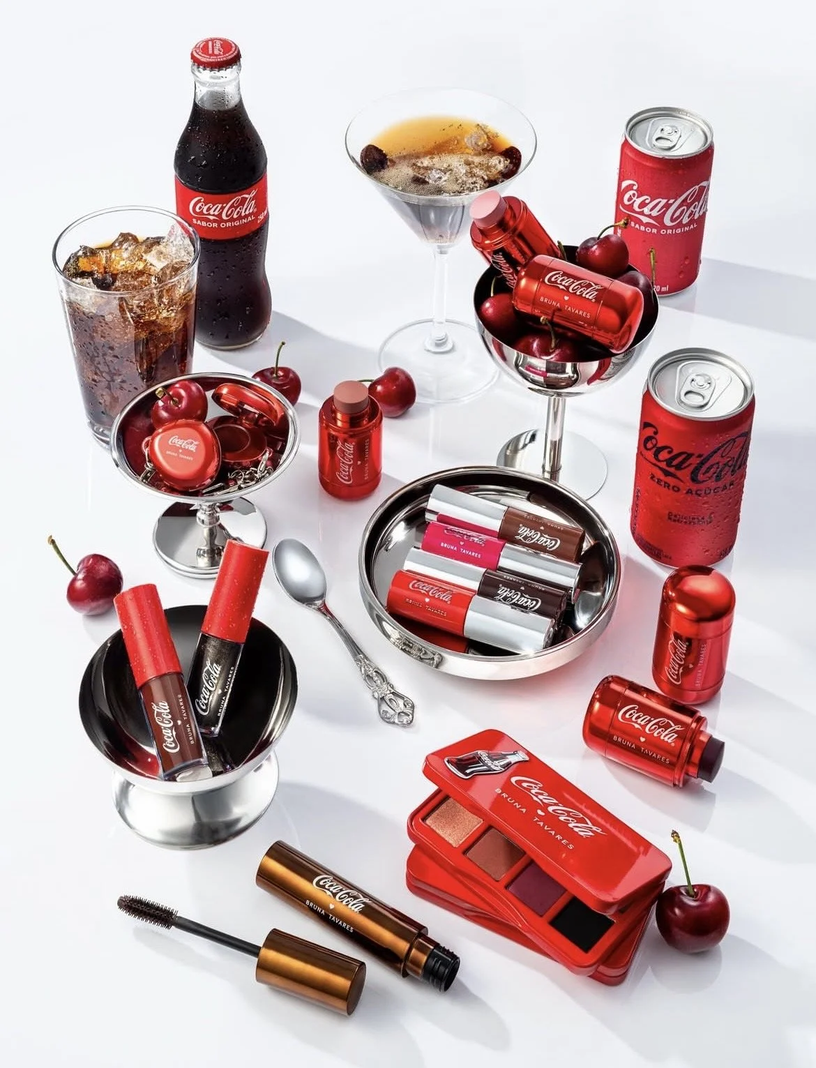 Bruna Tavares lança coleção exclusiva com a Coca-Cola