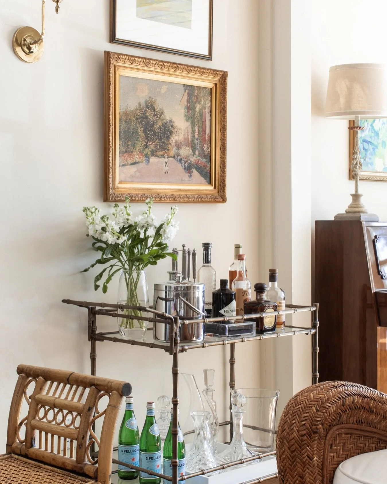 A well-designed home doesn&rsquo;t just look good, it makes life feel easier.

Our approach is rooted in timeless details, practical elegance, and the quiet luxury of living well, right where you are.

Interior Design: @jkb_homedesign 
Photography: @
