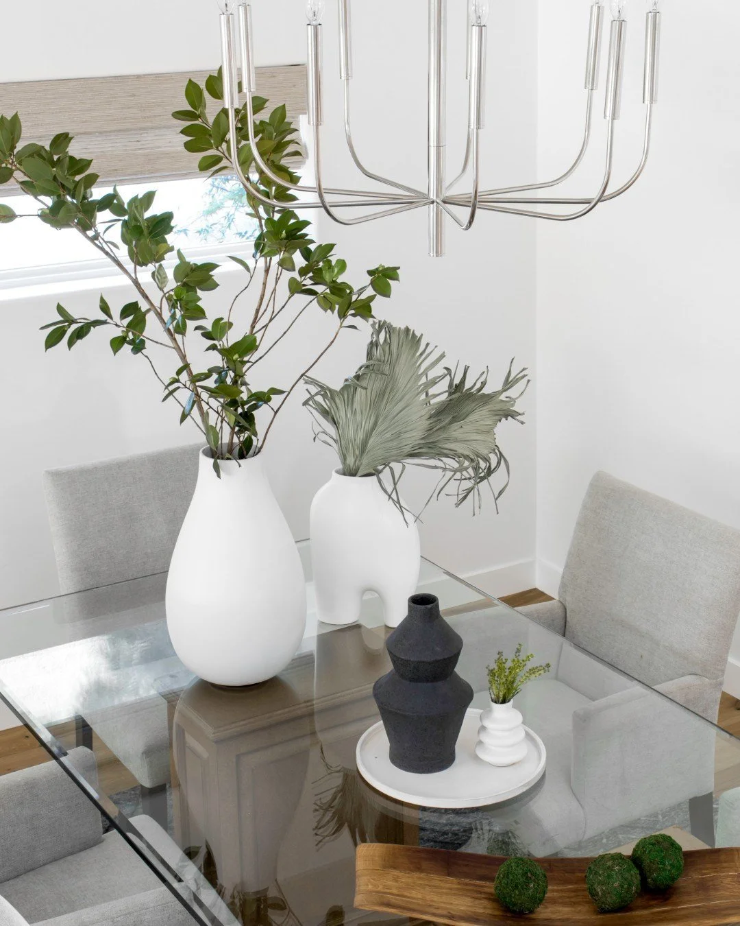 Are you on Team Faux or Team Real when it comes to greenery? I am always drawn to branches with movement, soft budding stems, and organic leaves that have an almost architectural form. These elements add height, texture, and a sense of seasonality to