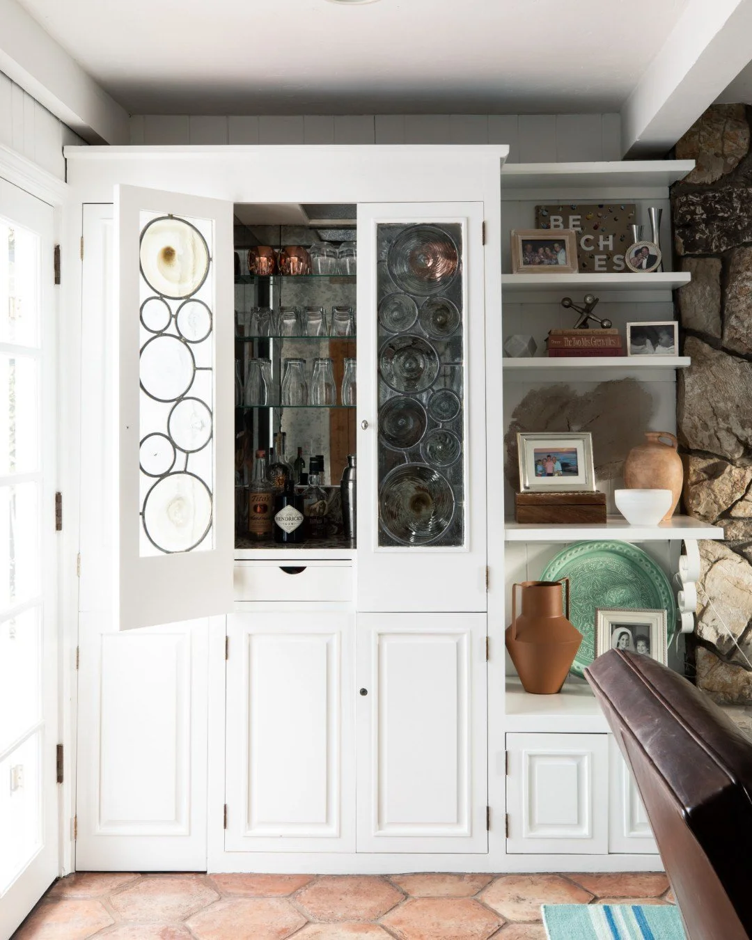 A little winter romance, built right in 🍷❤️

This custom wine bar cabinet was designed for cold nights in, candlelight conversations, and pouring one more glass just because. Equal parts functional and beautiful, it brings a touch of warmth and indu