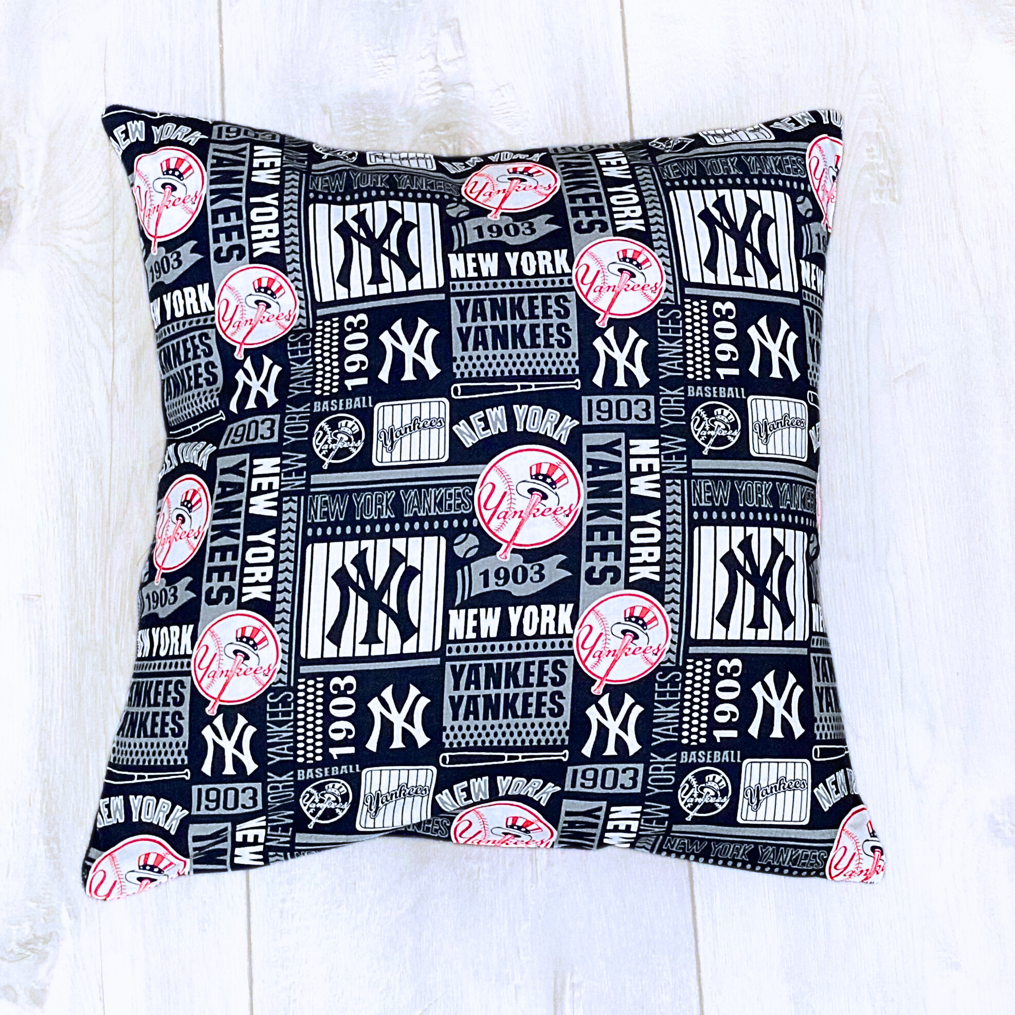 yankee sign pillow.png