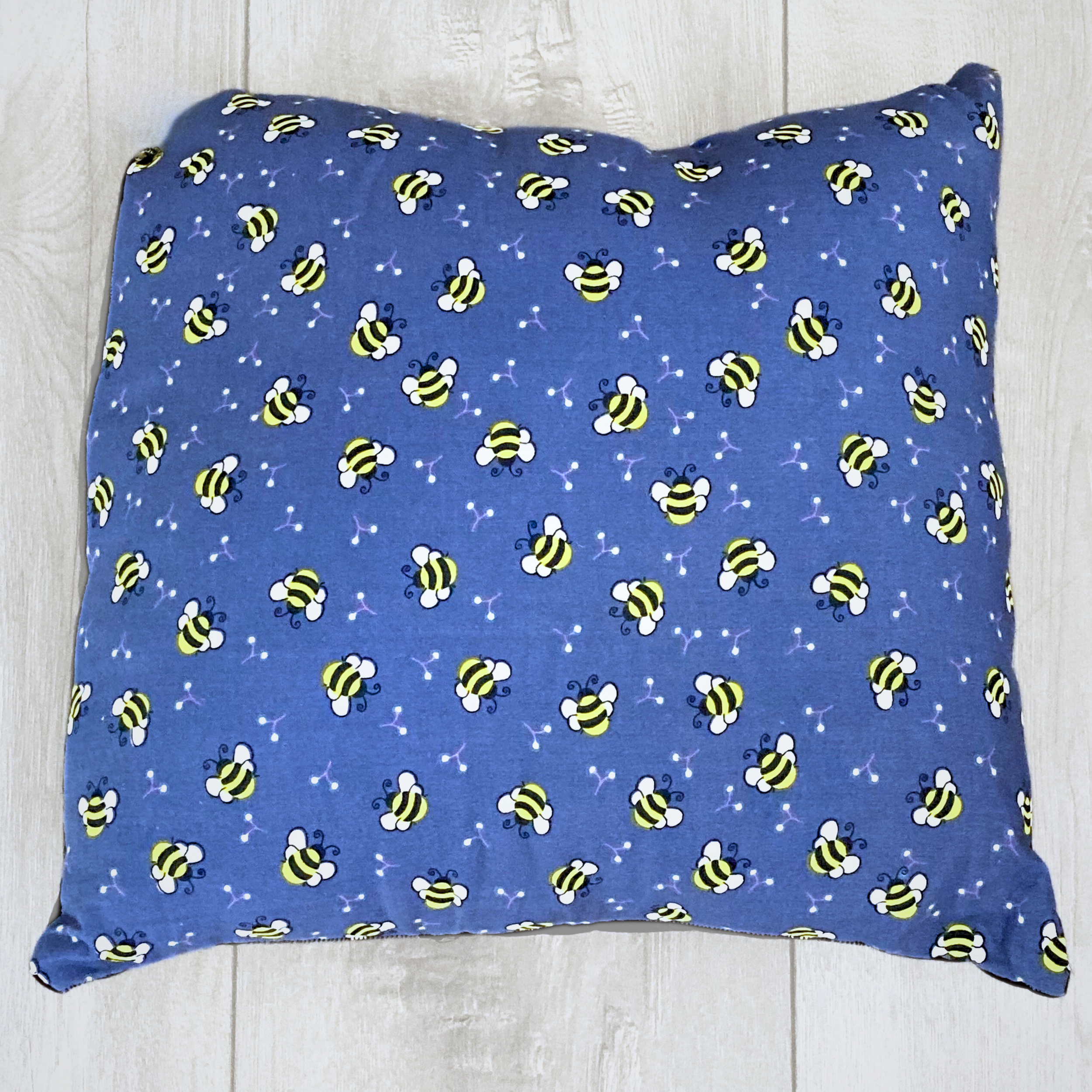 blue bee pillow.png
