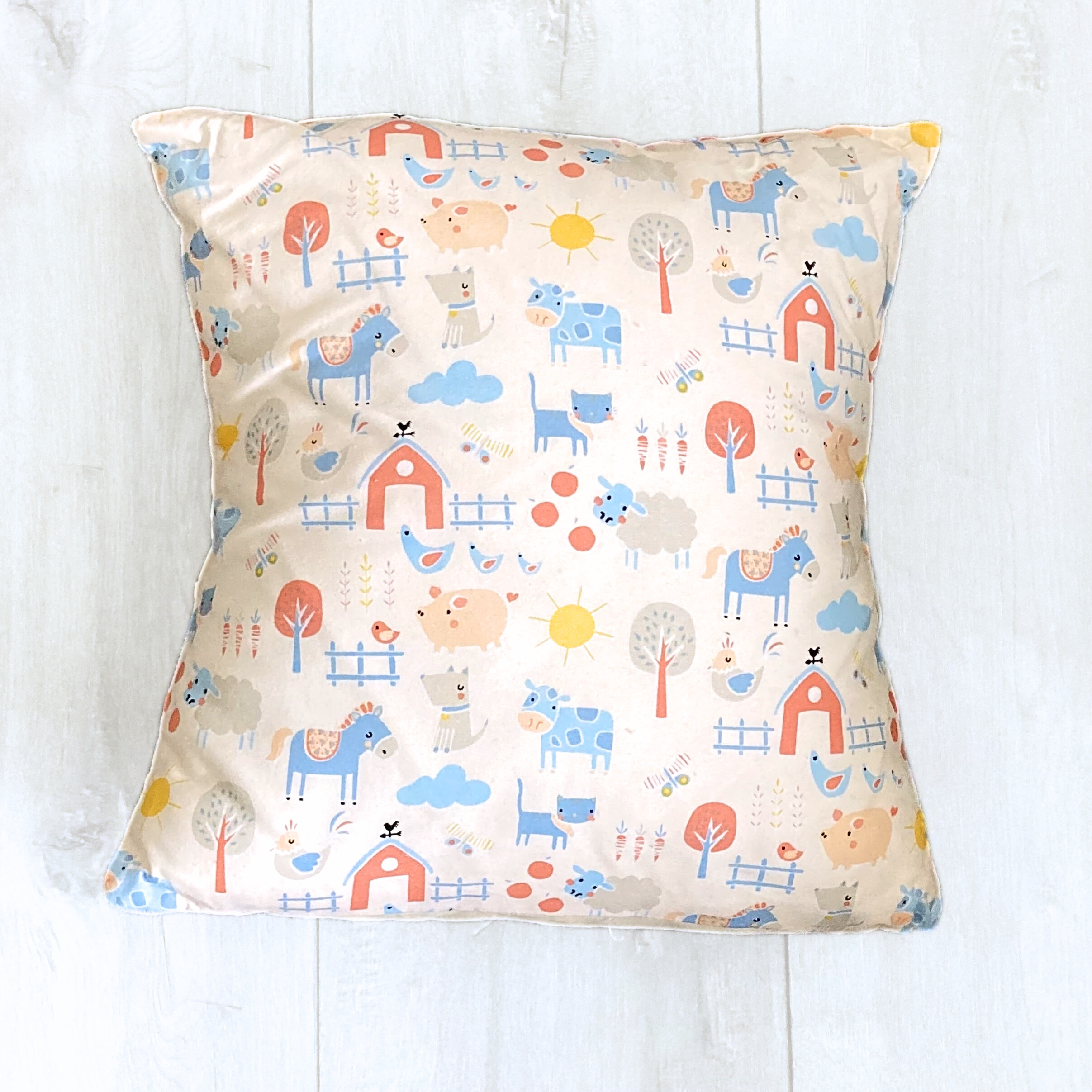 farm animal beige pillow.png (Copy)