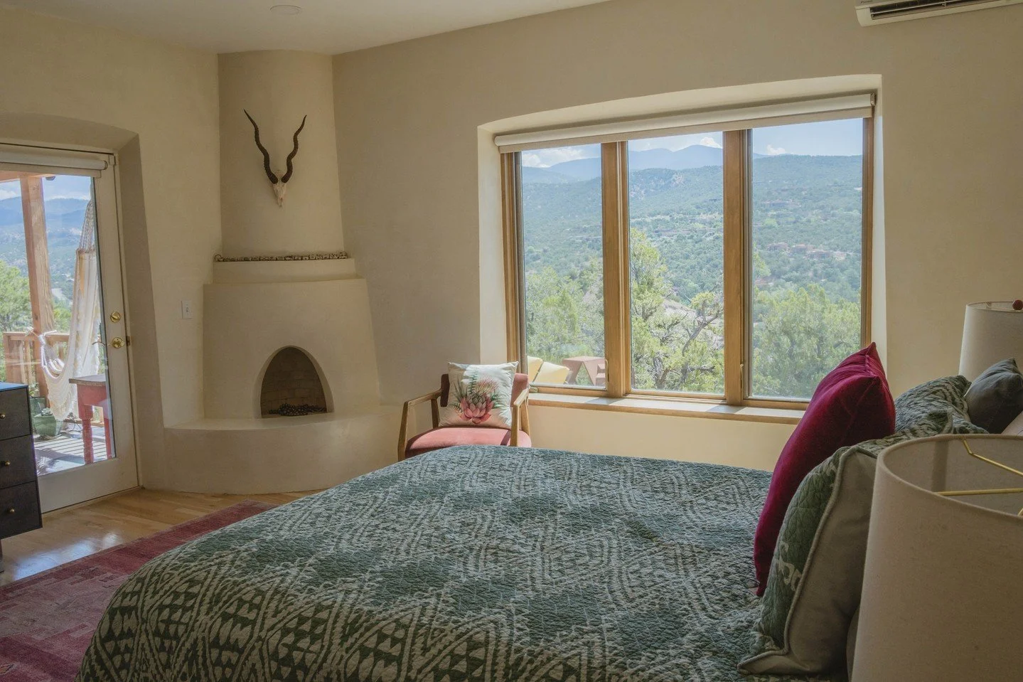 Every home has a story &mdash; and we help you tell it beautifully.⁠
From cozy adobe corners to modern luxury spaces, we capture the soul of your listing so buyers can imagine themselves there.⁠
⁠
🏡✨ Let&rsquo;s create images that move people.⁠
#Sto